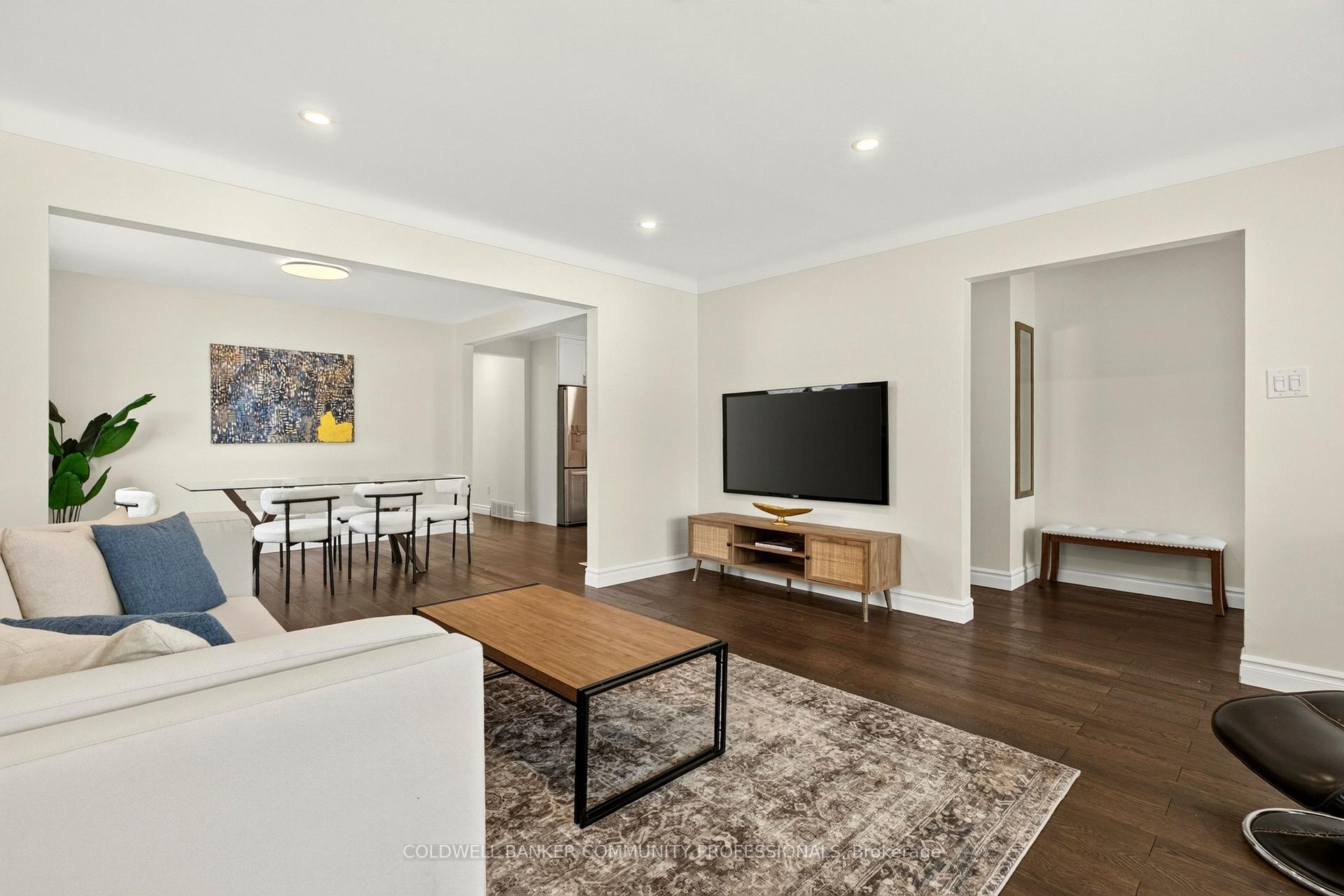 Photo 9 of 85 Lavina Crescent, Hamilton, Mountview — HOMEH