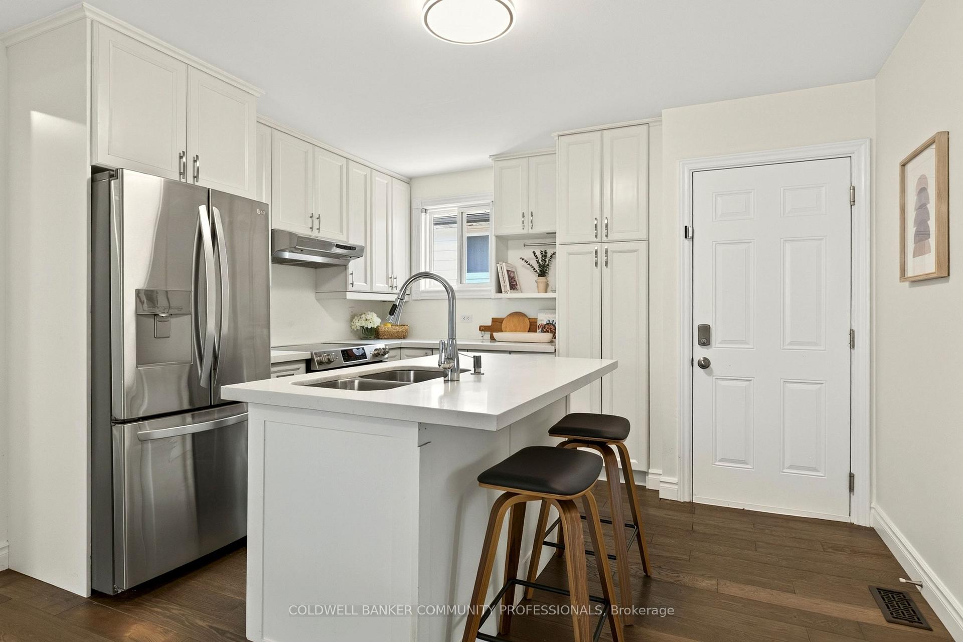 Photo 14 of 85 Lavina Crescent, Hamilton, Mountview — HOMEH