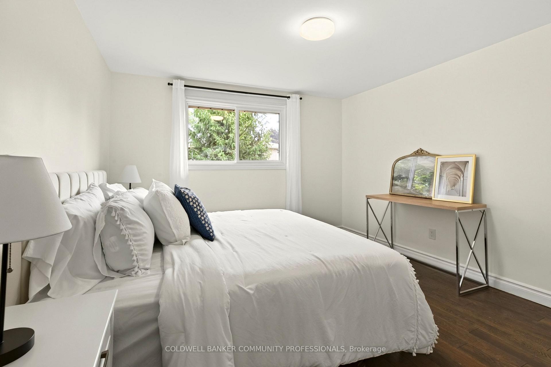 Photo 16 of 85 Lavina Crescent, Hamilton, Mountview — HOMEH