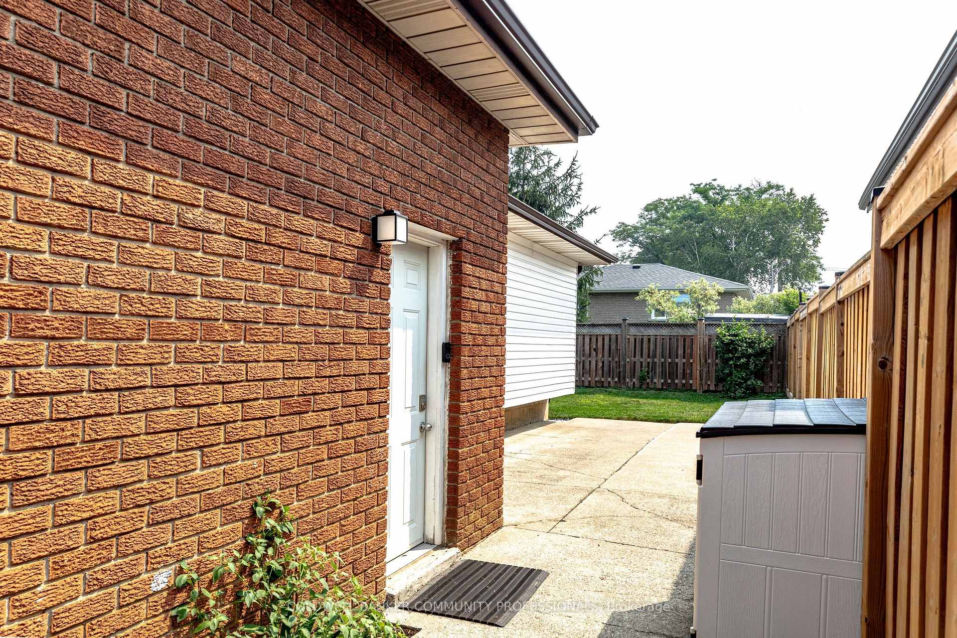 Photo 39 of 85 Lavina Crescent, Hamilton, Mountview — HOMEH