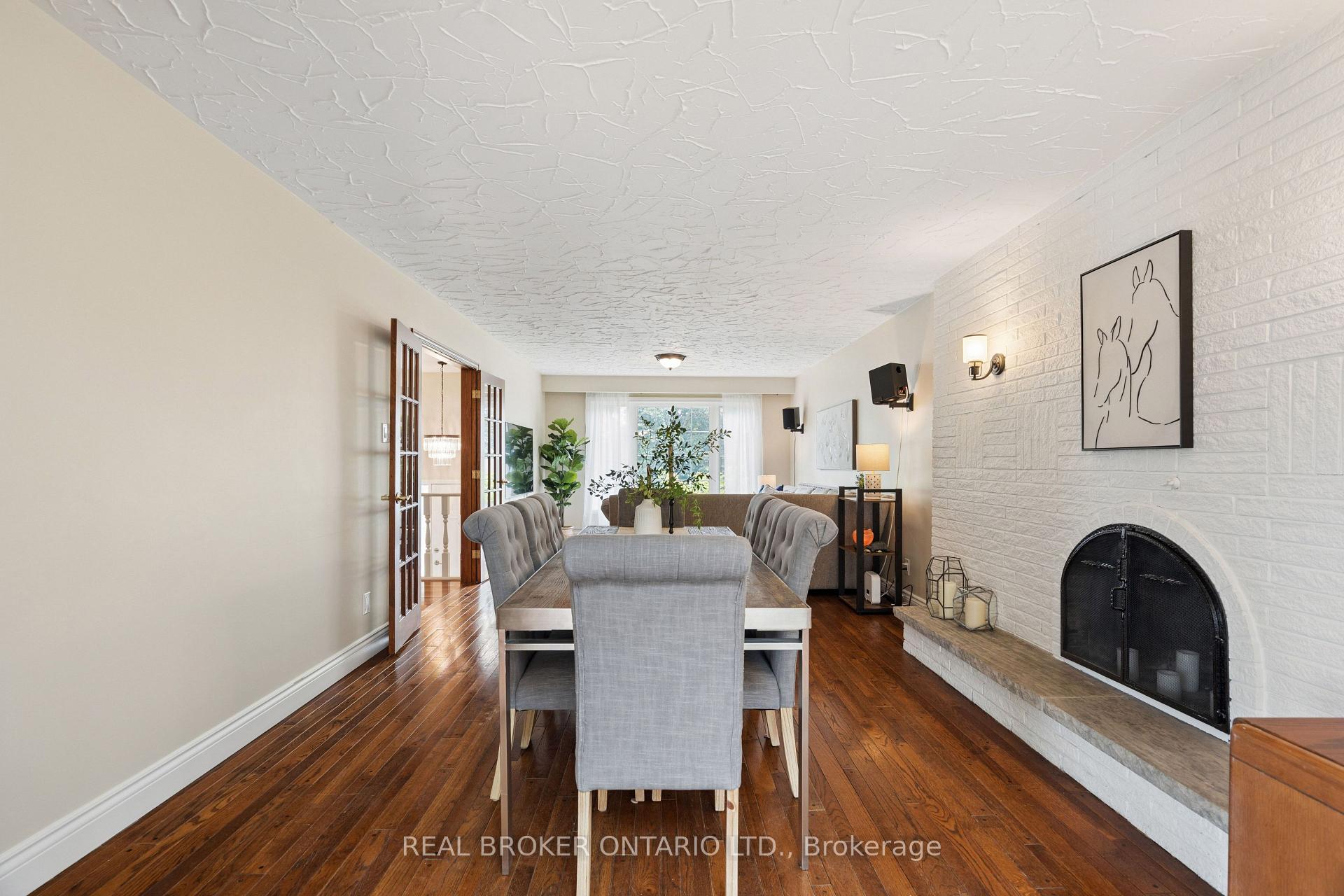 Photo 11 of 254 Southwood Drive, Kitchener, Country Hills — HOMEH