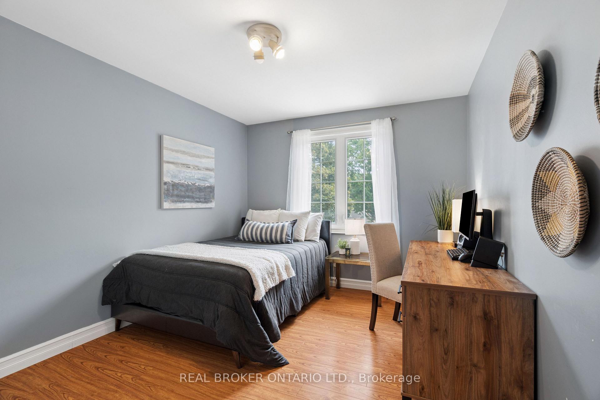 Photo 22 of 254 Southwood Drive, Kitchener, Country Hills — HOMEH