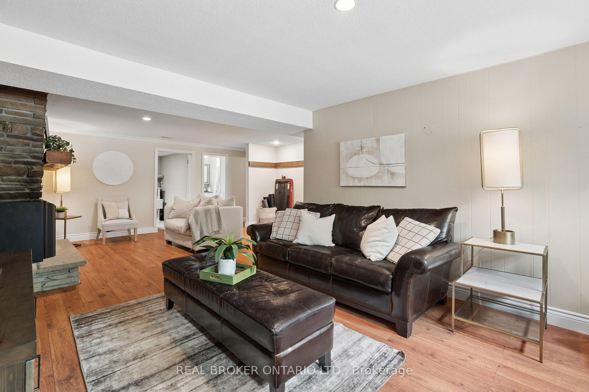 Photo 30 of 254 Southwood Drive, Kitchener, Country Hills — HOMEH