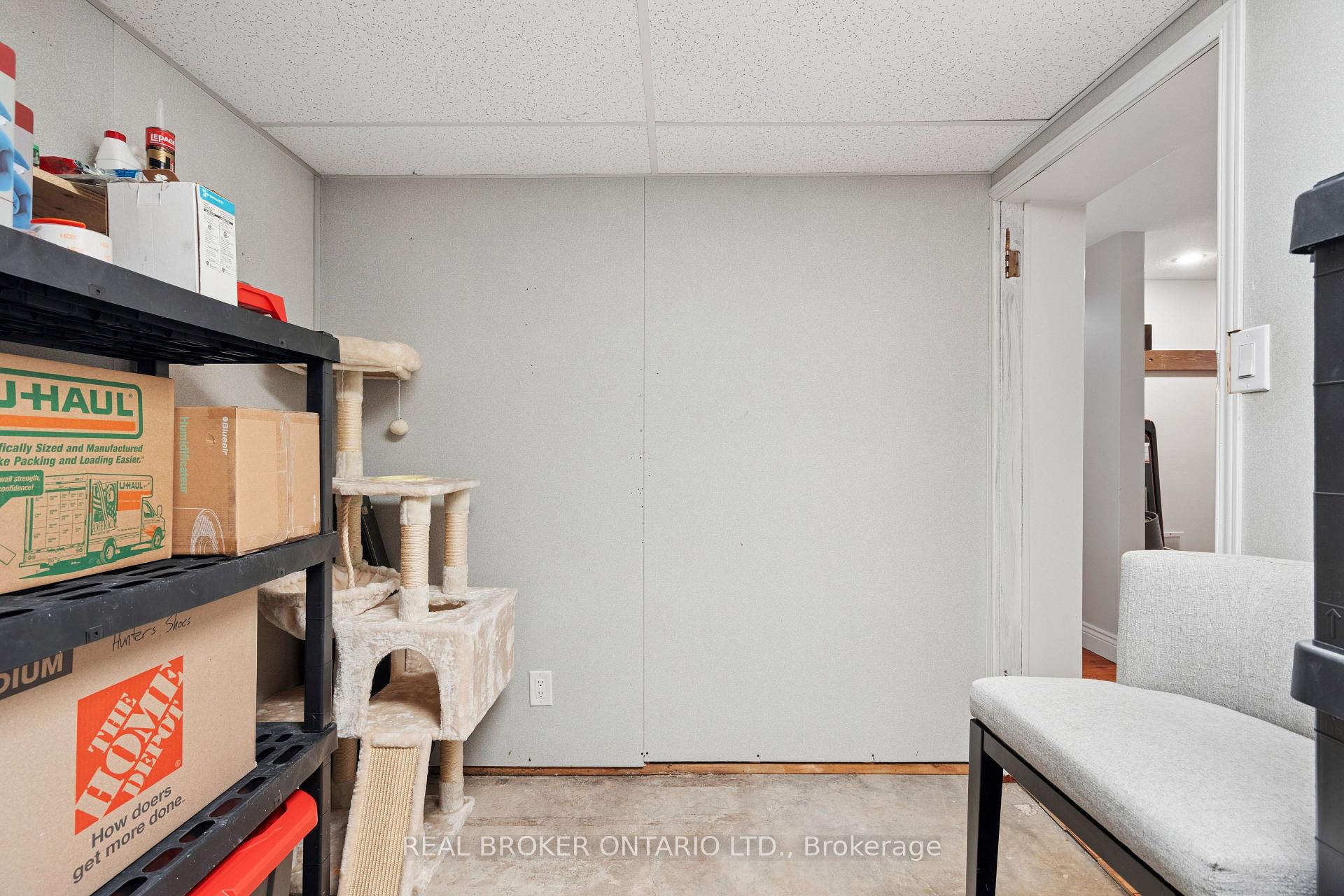 Photo 32 of 254 Southwood Drive, Kitchener, Country Hills — HOMEH