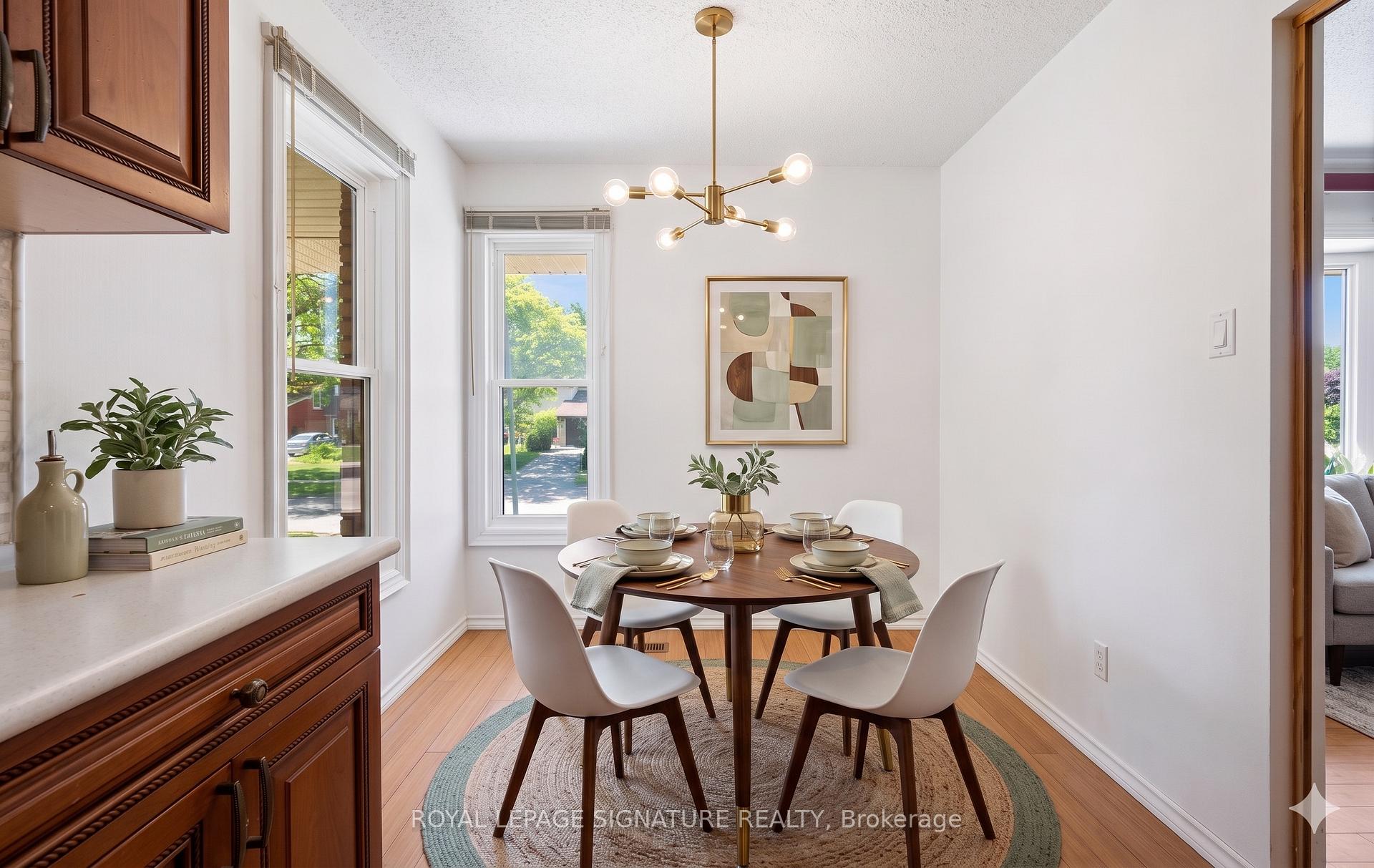 Photo 7 of 4069 Jefton Crescent, Mississauga, Erin Mills — HOMEH