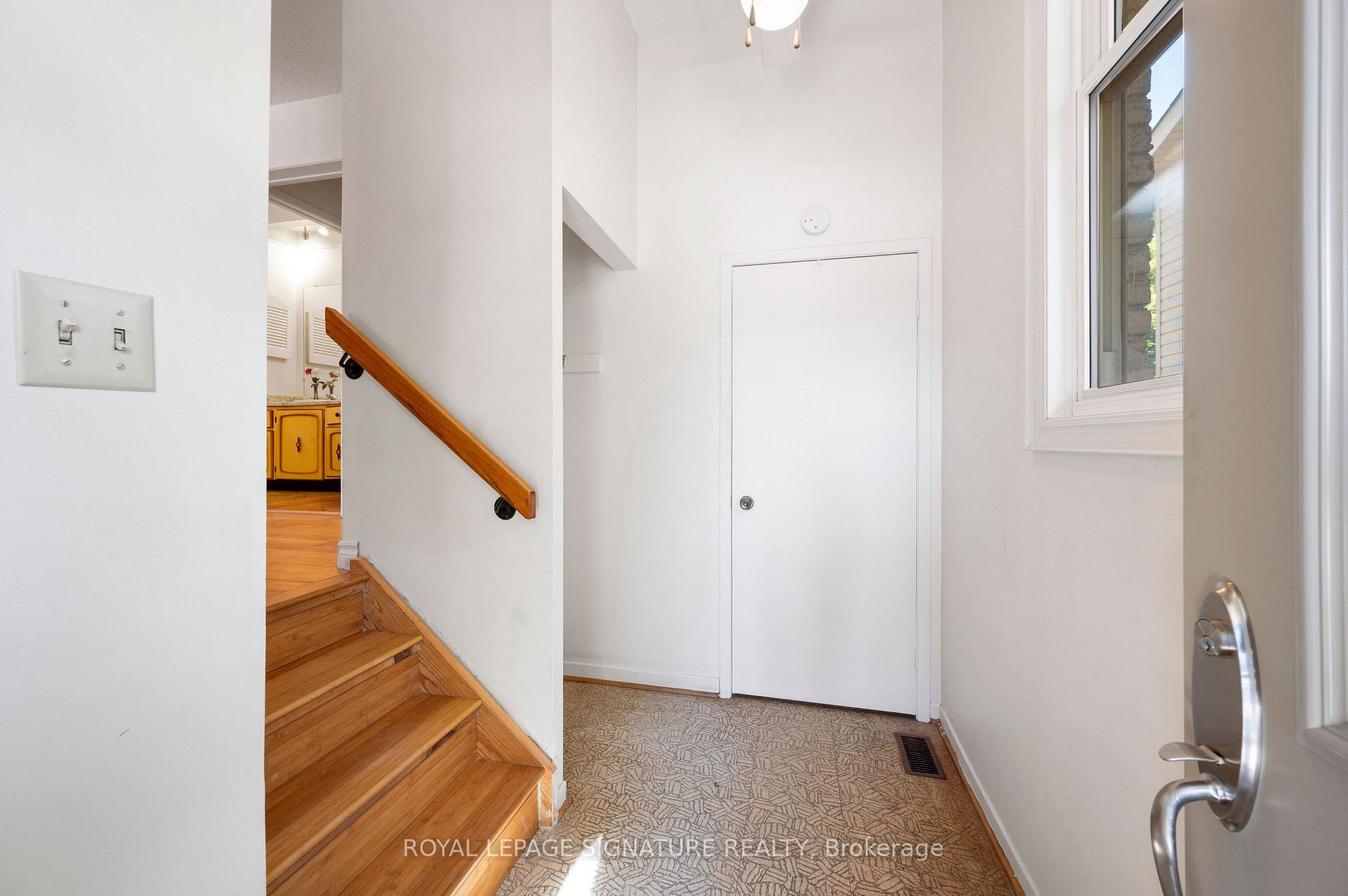 Photo 12 of 4069 Jefton Crescent, Mississauga, Erin Mills — HOMEH