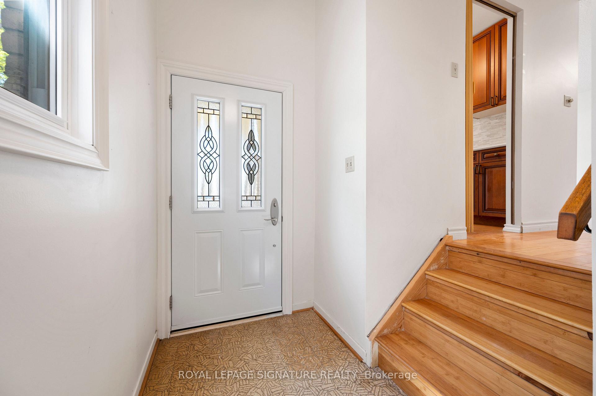 Photo 13 of 4069 Jefton Crescent, Mississauga, Erin Mills — HOMEH