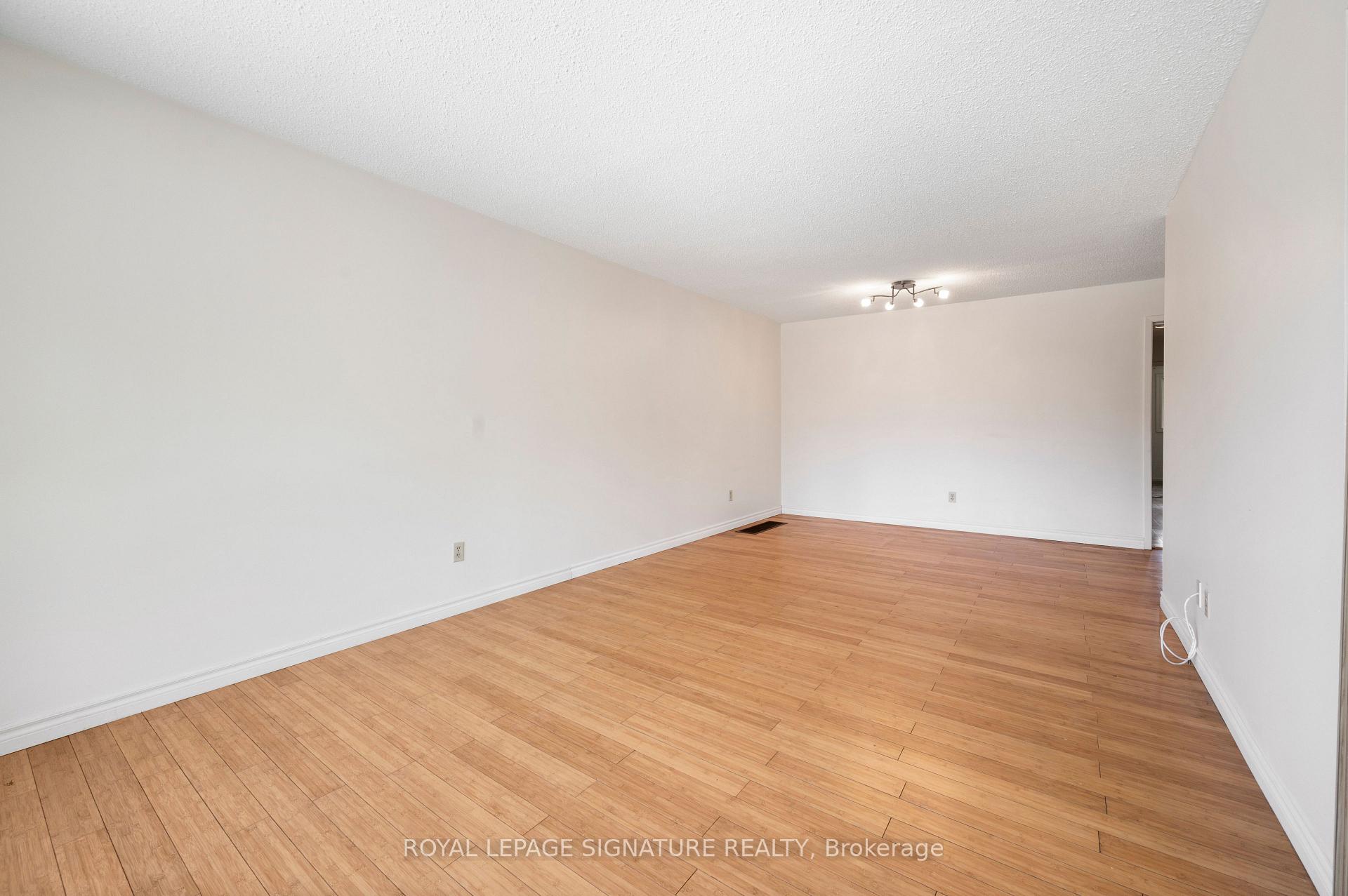 Photo 14 of 4069 Jefton Crescent, Mississauga, Erin Mills — HOMEH