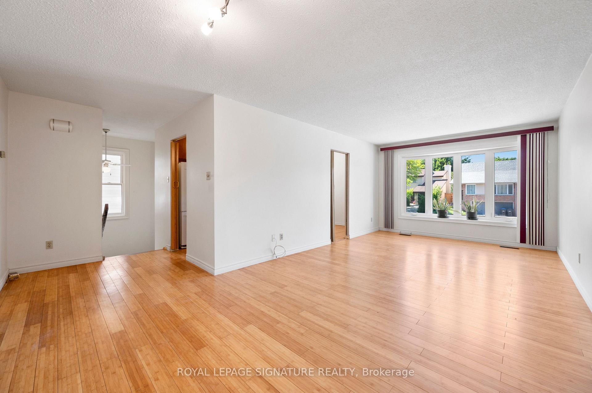 Photo 16 of 4069 Jefton Crescent, Mississauga, Erin Mills — HOMEH