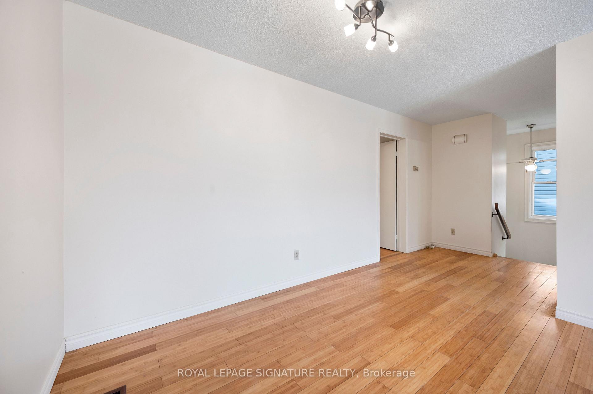 Photo 18 of 4069 Jefton Crescent, Mississauga, Erin Mills — HOMEH