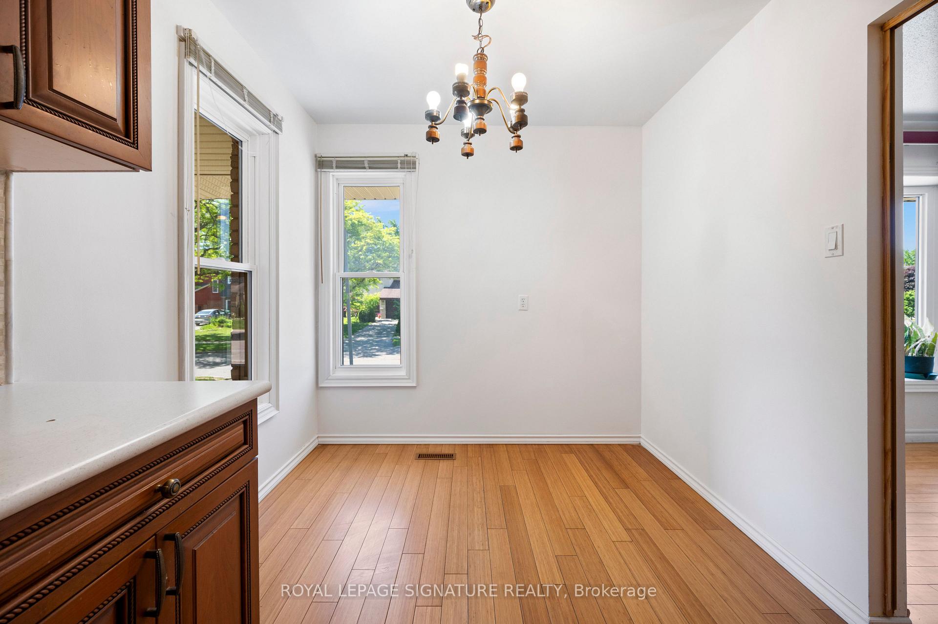 Photo 20 of 4069 Jefton Crescent, Mississauga, Erin Mills — HOMEH