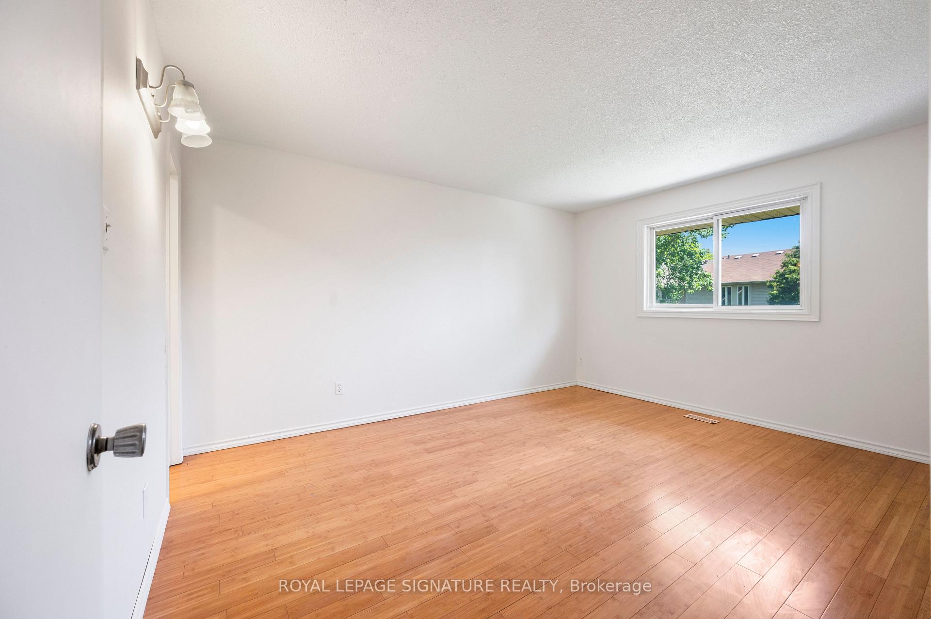 Photo 26 of 4069 Jefton Crescent, Mississauga, Erin Mills — HOMEH