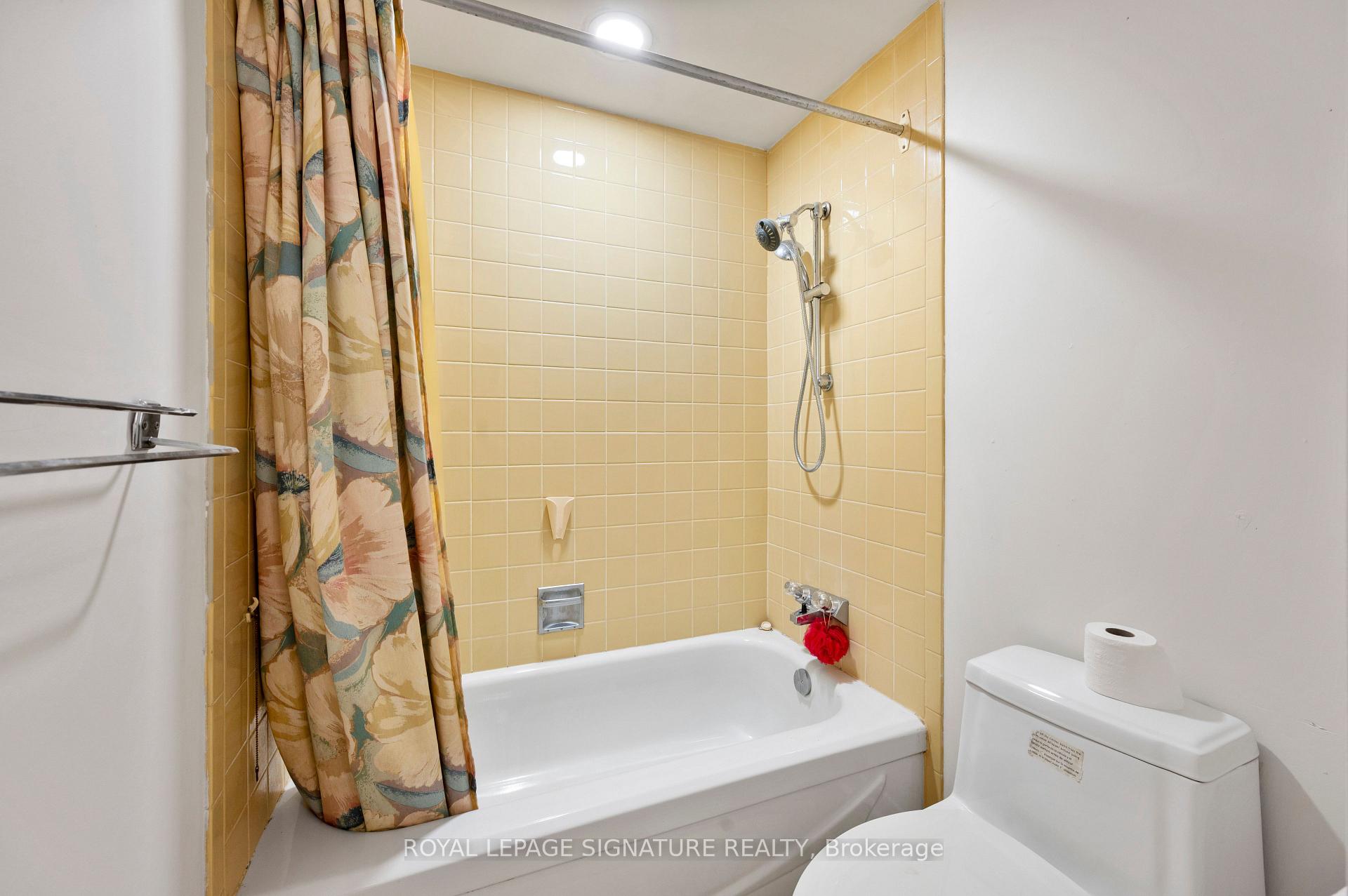 Photo 32 of 4069 Jefton Crescent, Mississauga, Erin Mills — HOMEH