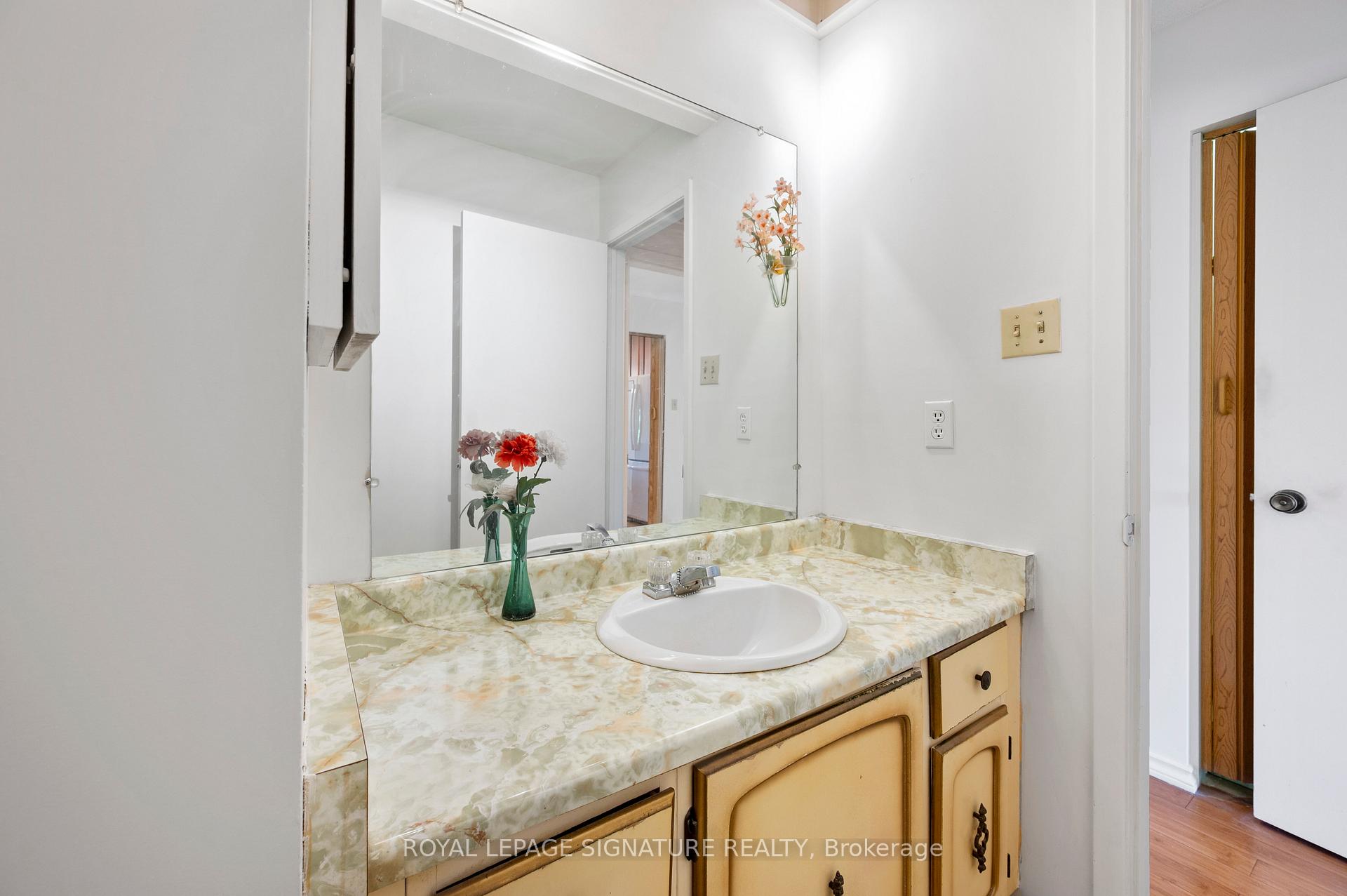 Photo 33 of 4069 Jefton Crescent, Mississauga, Erin Mills — HOMEH