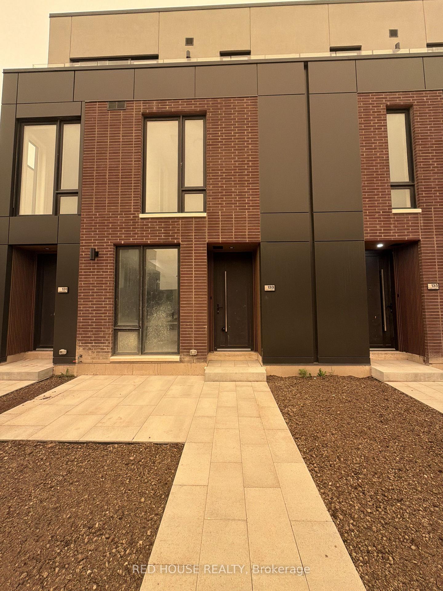 Photo 1 of 133 Everett Common, St. Catharines, Oakdale — HOMEH