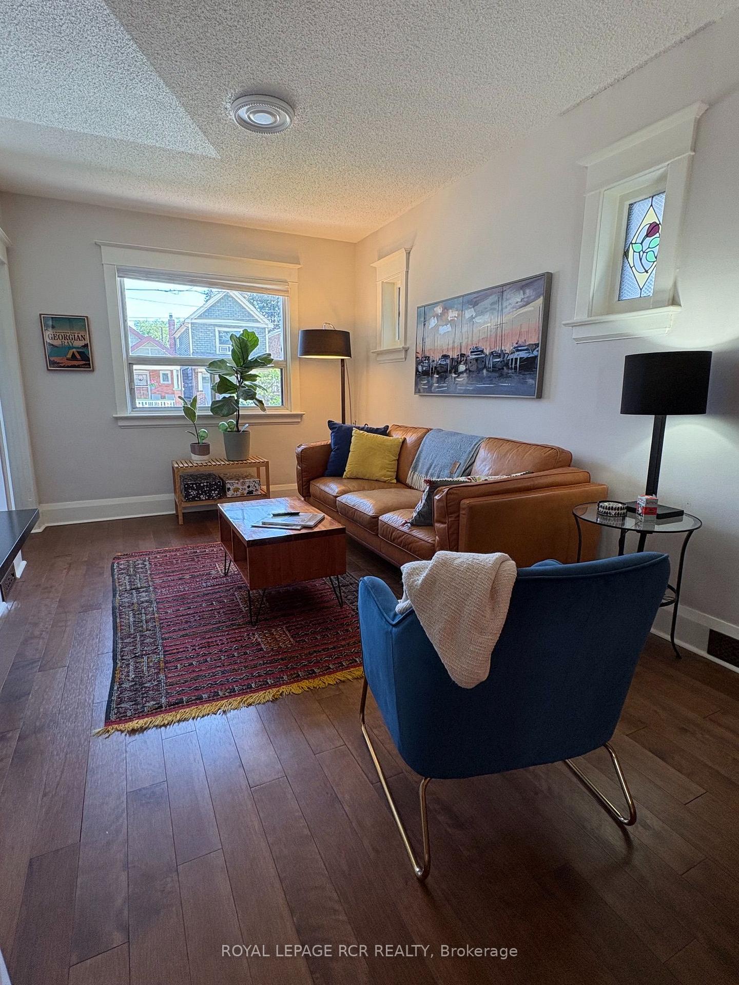 Photo 2 of 12 Orley Avenue, Toronto, Woodbine-Lumsden — HOMEH
