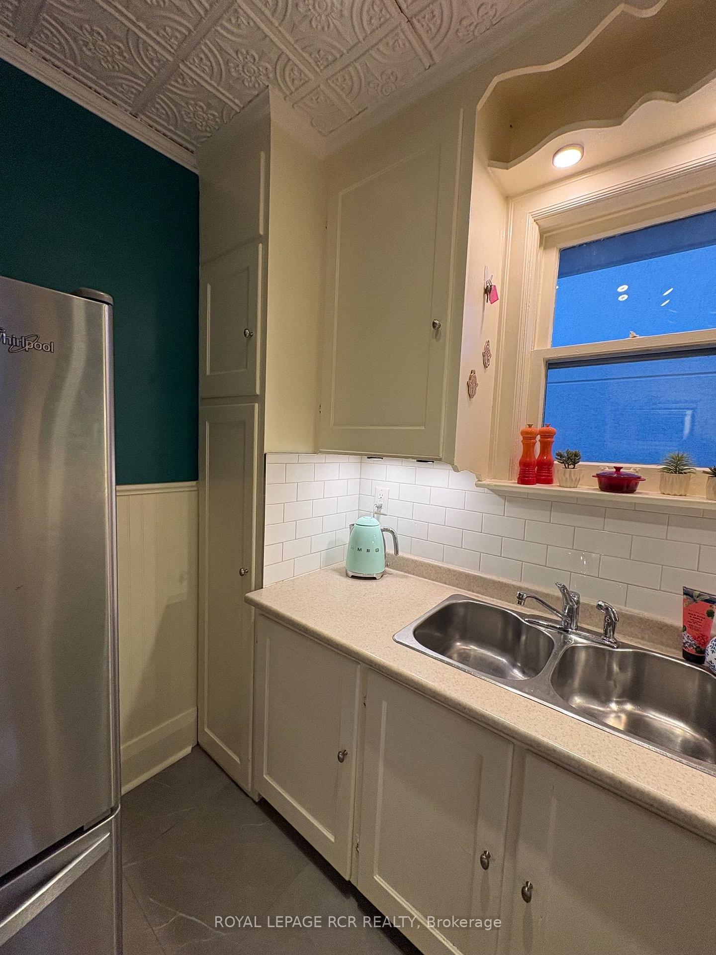 Photo 7 of 12 Orley Avenue, Toronto, Woodbine-Lumsden — HOMEH