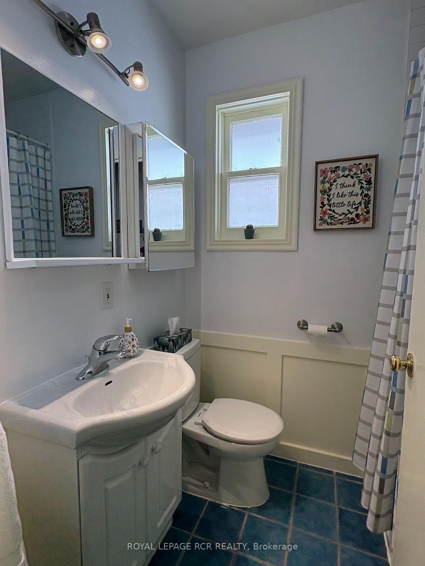 Photo 8 of 12 Orley Avenue, Toronto, Woodbine-Lumsden — HOMEH