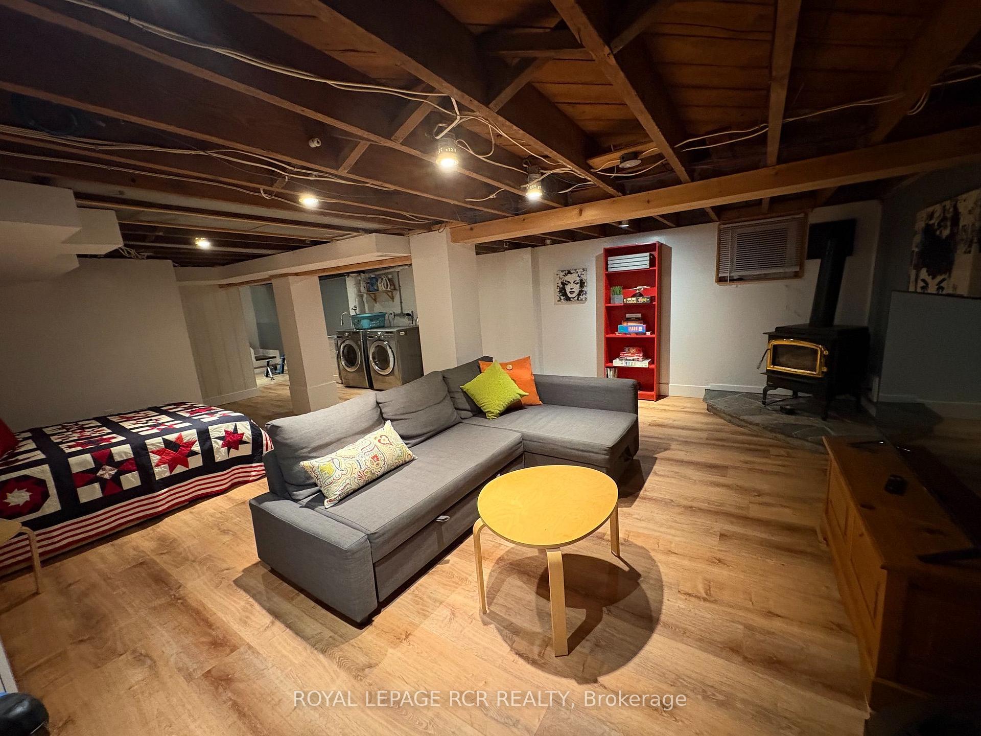 Photo 14 of 12 Orley Avenue, Toronto, Woodbine-Lumsden — HOMEH