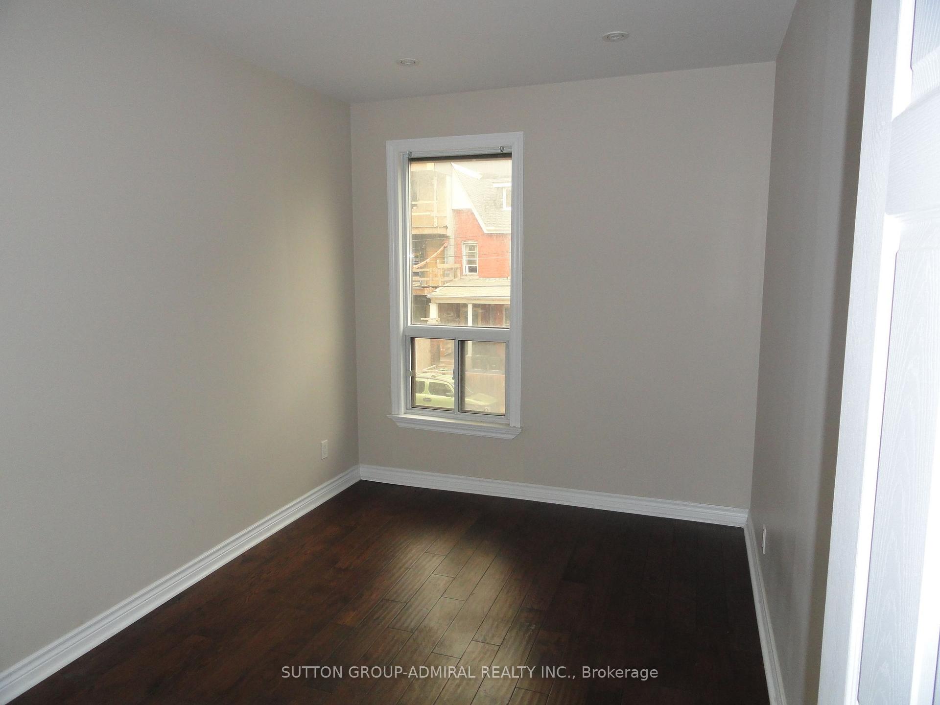 Photo 10 of 79 Baldwin Street, Toronto, Kensington-Chinatown — HOMEH