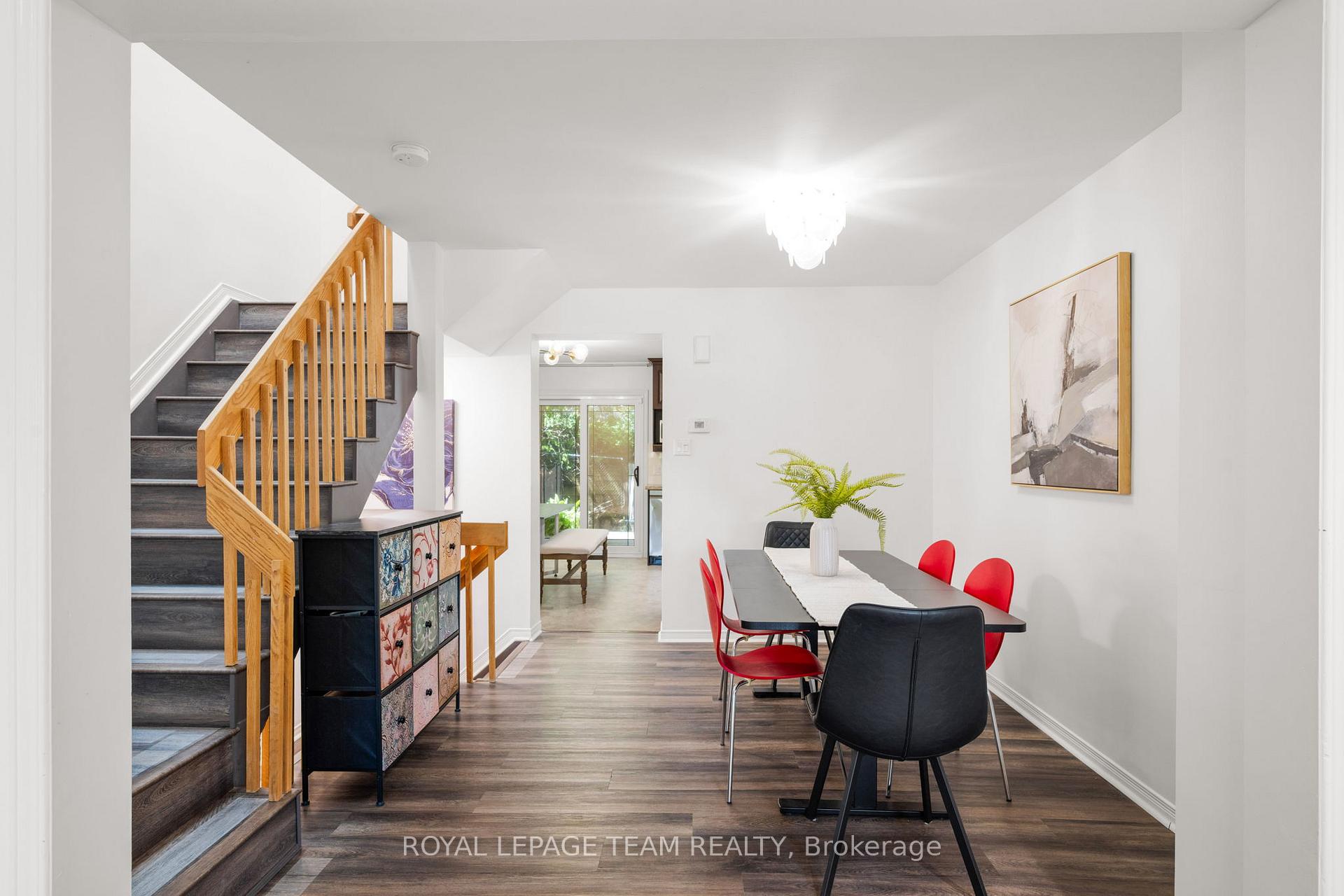 Photo 1 of 212 Provender Avenue, Ottawa, CFB Rockcliffe and Area — HOMEH