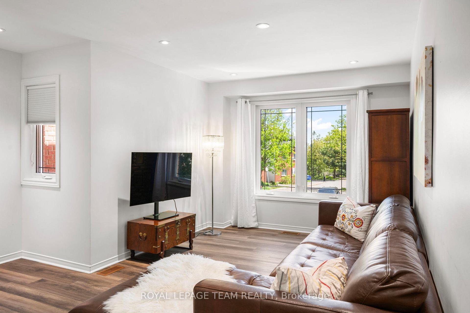 Photo 20 of 212 Provender Avenue, Ottawa, CFB Rockcliffe and Area — HOMEH