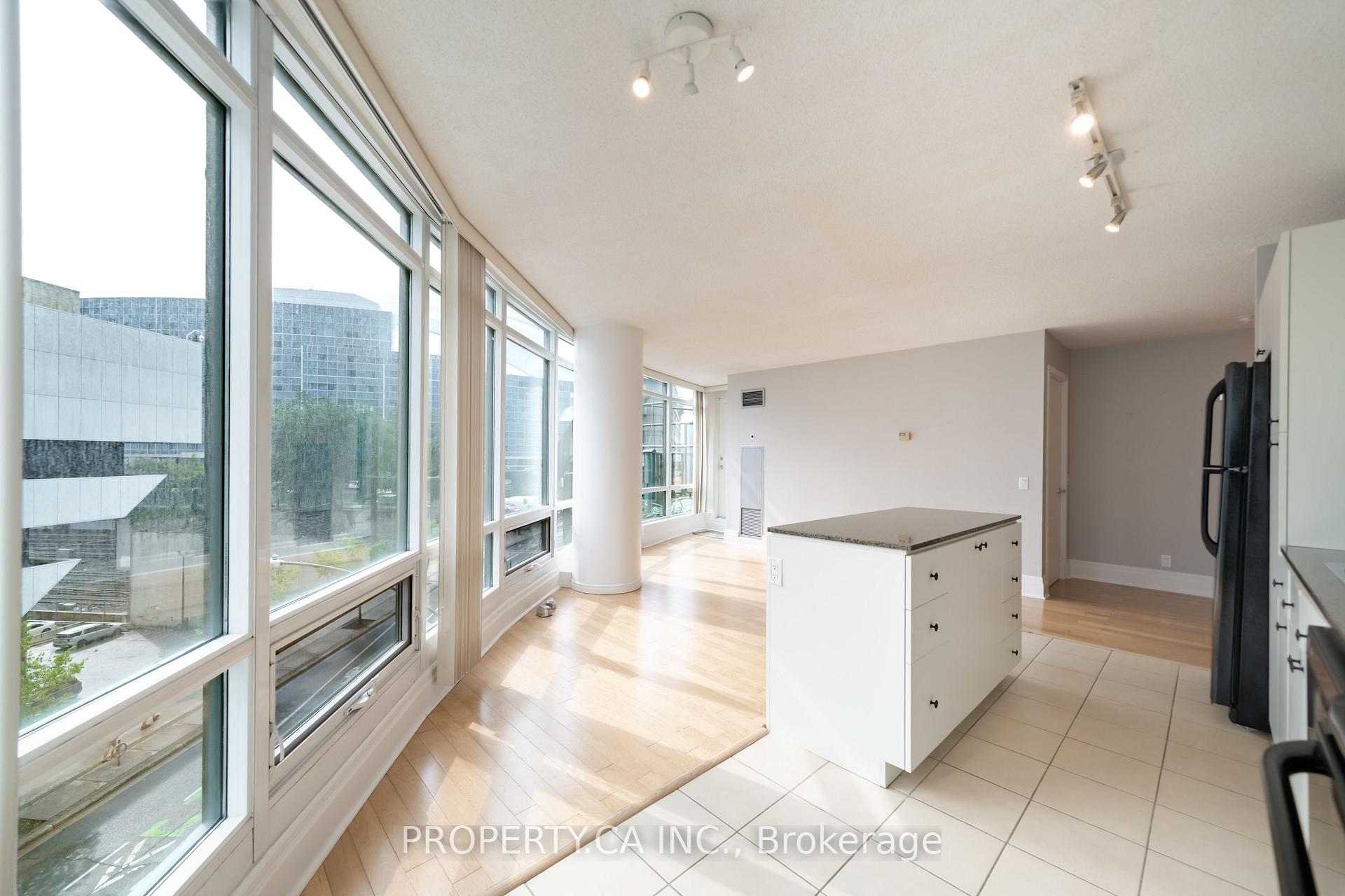 Photo 2 of Unit 603, 361 Front Street W, Toronto, Waterfront Communities — HOMEH