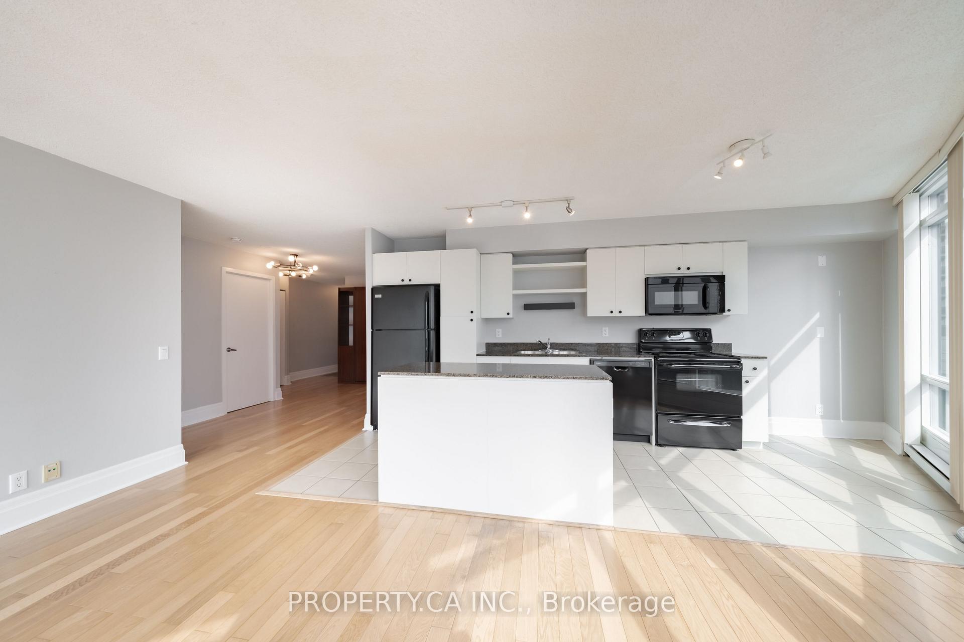 Photo 9 of Unit 603, 361 Front Street W, Toronto, Waterfront Communities — HOMEH