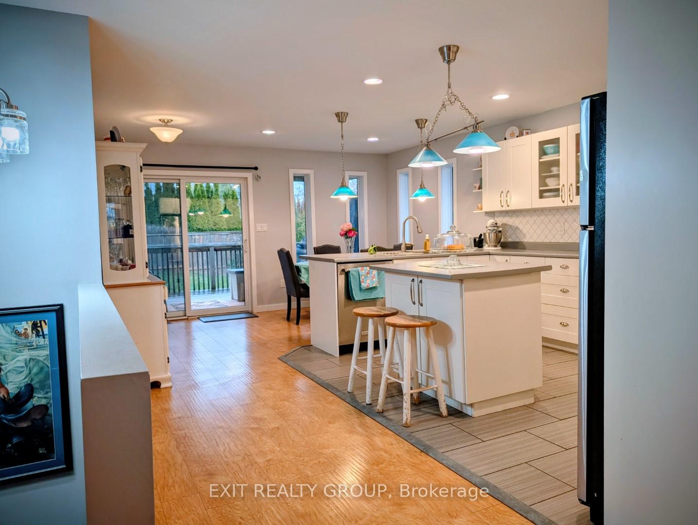 Photo 12 of 354 Riverside Parkway, Quinte West, Frankford Ward — HOMEH