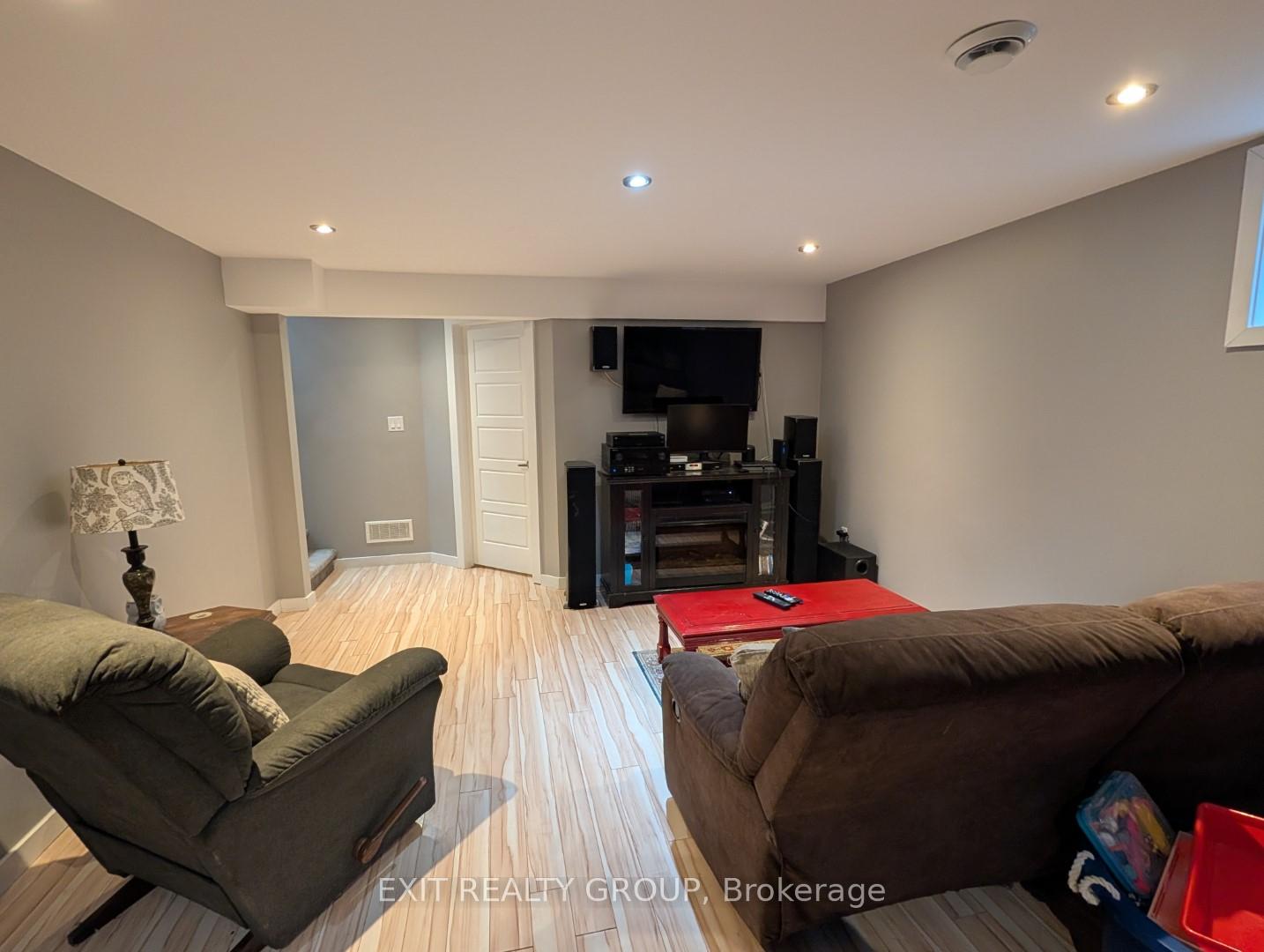 Photo 24 of 354 Riverside Parkway, Quinte West, Frankford Ward — HOMEH