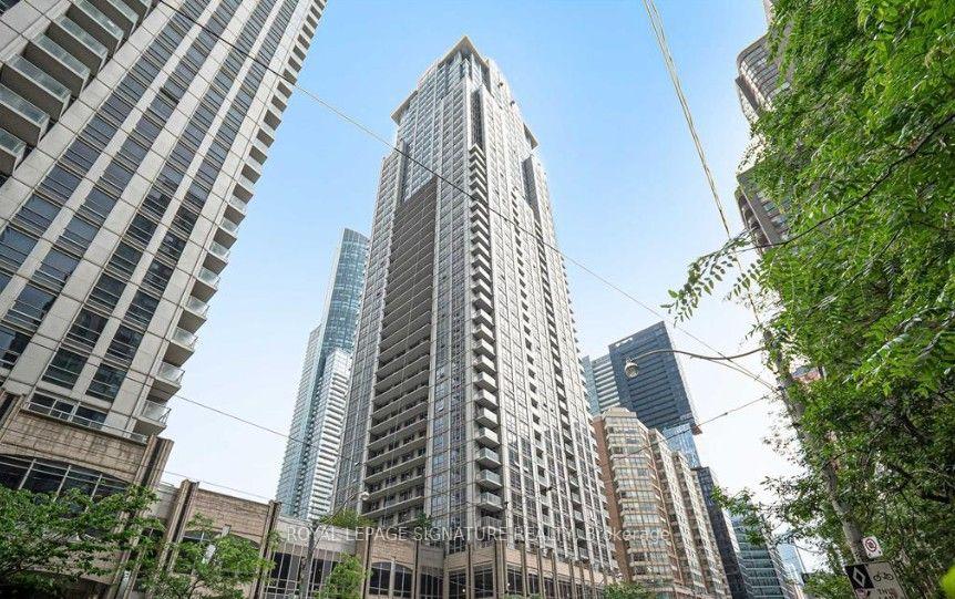 Front of Unit 1204, 761 Bay Street