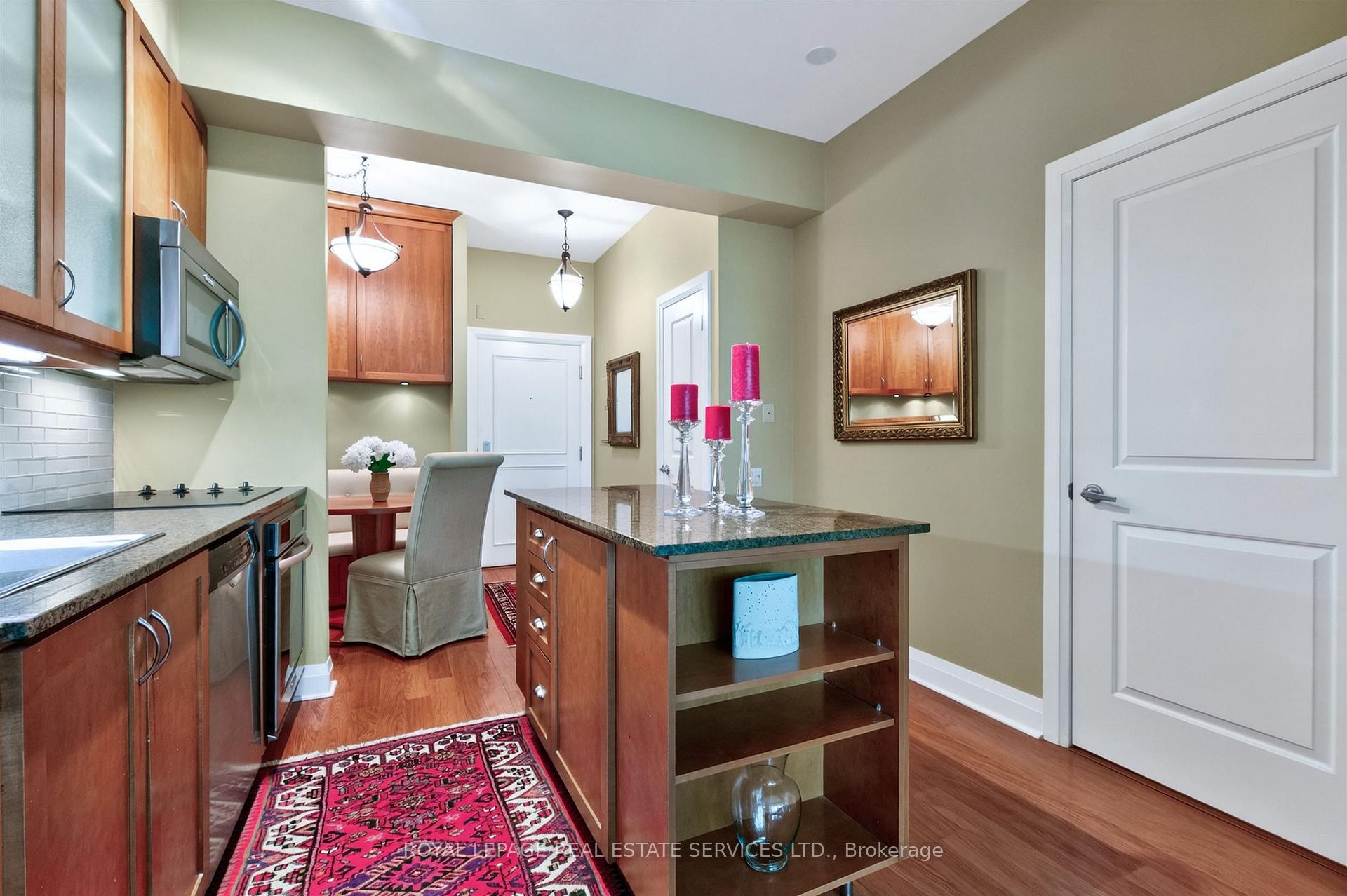 Photo 11 of Unit 401, 25 Scrivener Square, Toronto, Rosedale-Moore Park — HOMEH