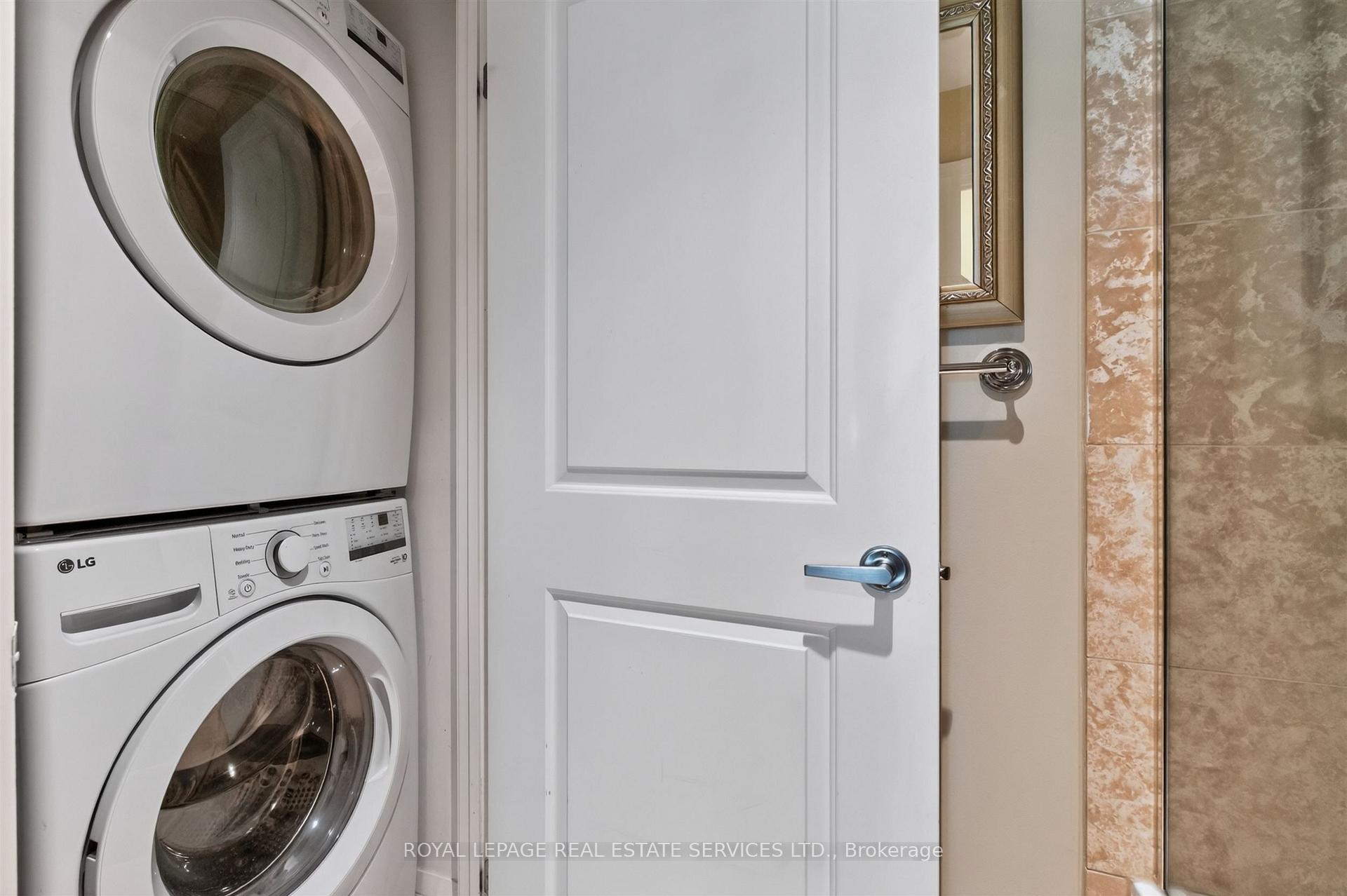 Photo 21 of Unit 401, 25 Scrivener Square, Toronto, Rosedale-Moore Park — HOMEH