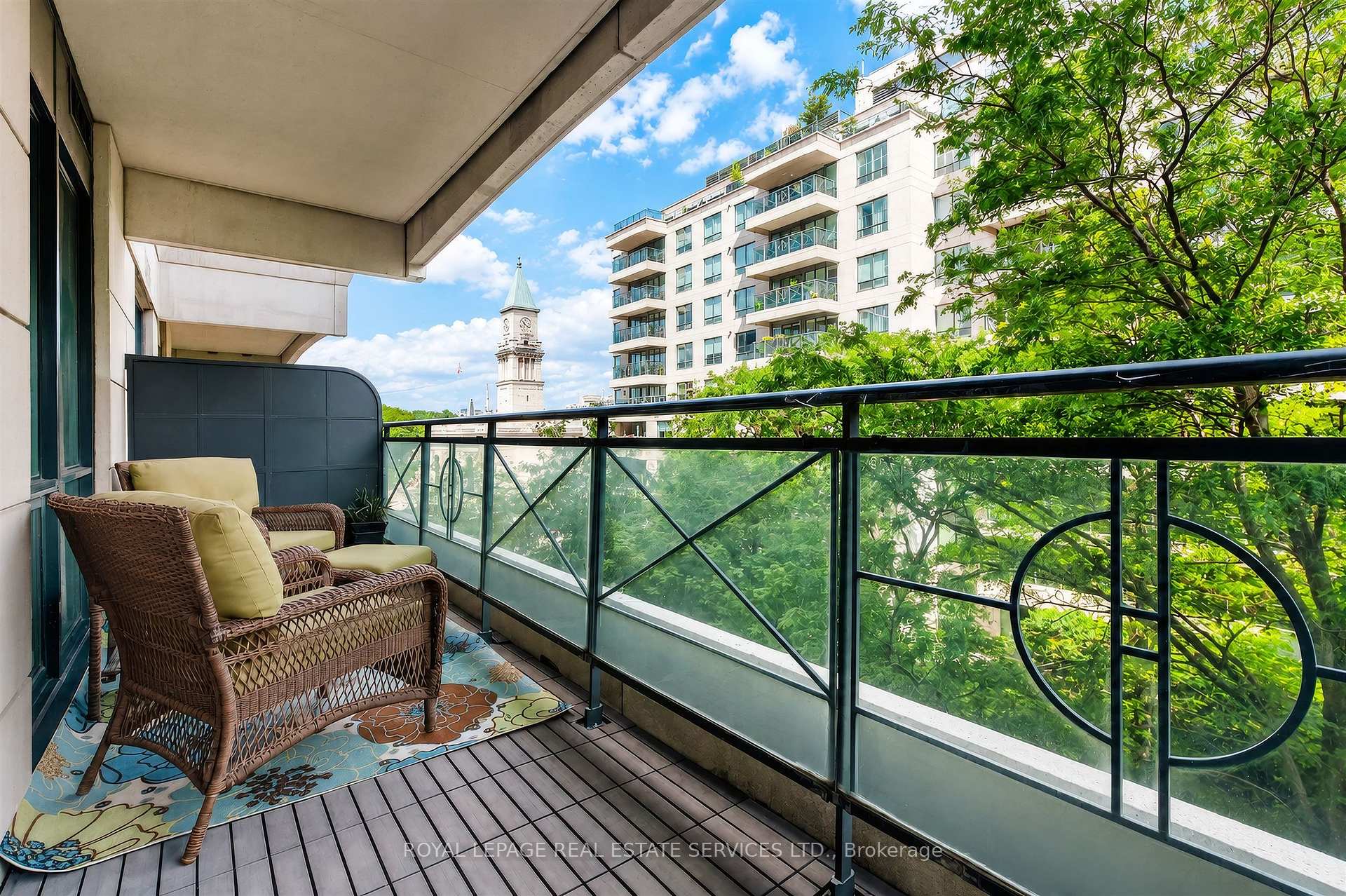 Photo 22 of Unit 401, 25 Scrivener Square, Toronto, Rosedale-Moore Park — HOMEH
