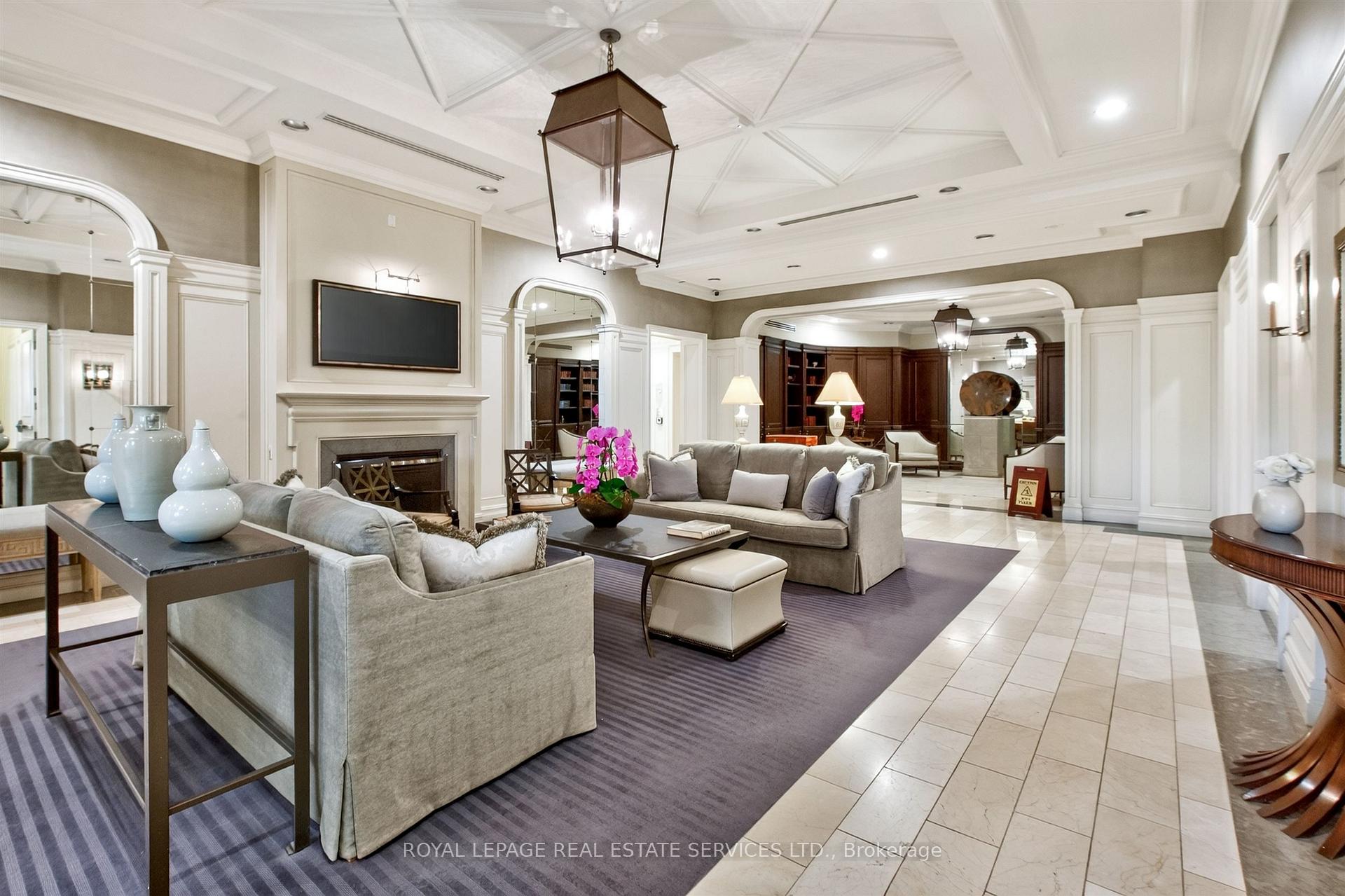Photo 28 of Unit 401, 25 Scrivener Square, Toronto, Rosedale-Moore Park — HOMEH