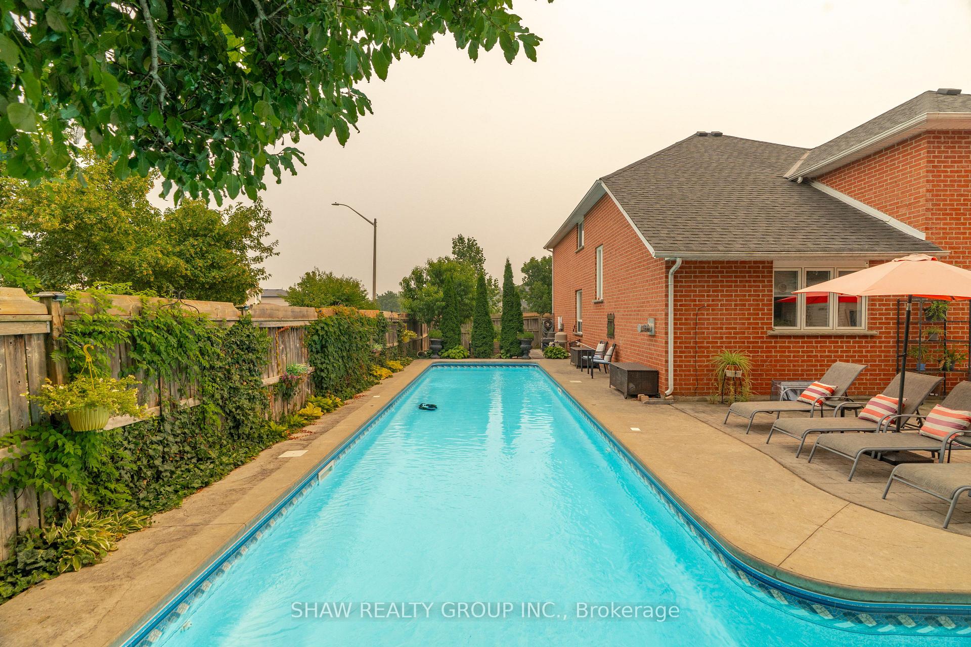 Photo 7 of 79 Beaverbrook Crescent, Cambridge, Little's Corners — HOMEH