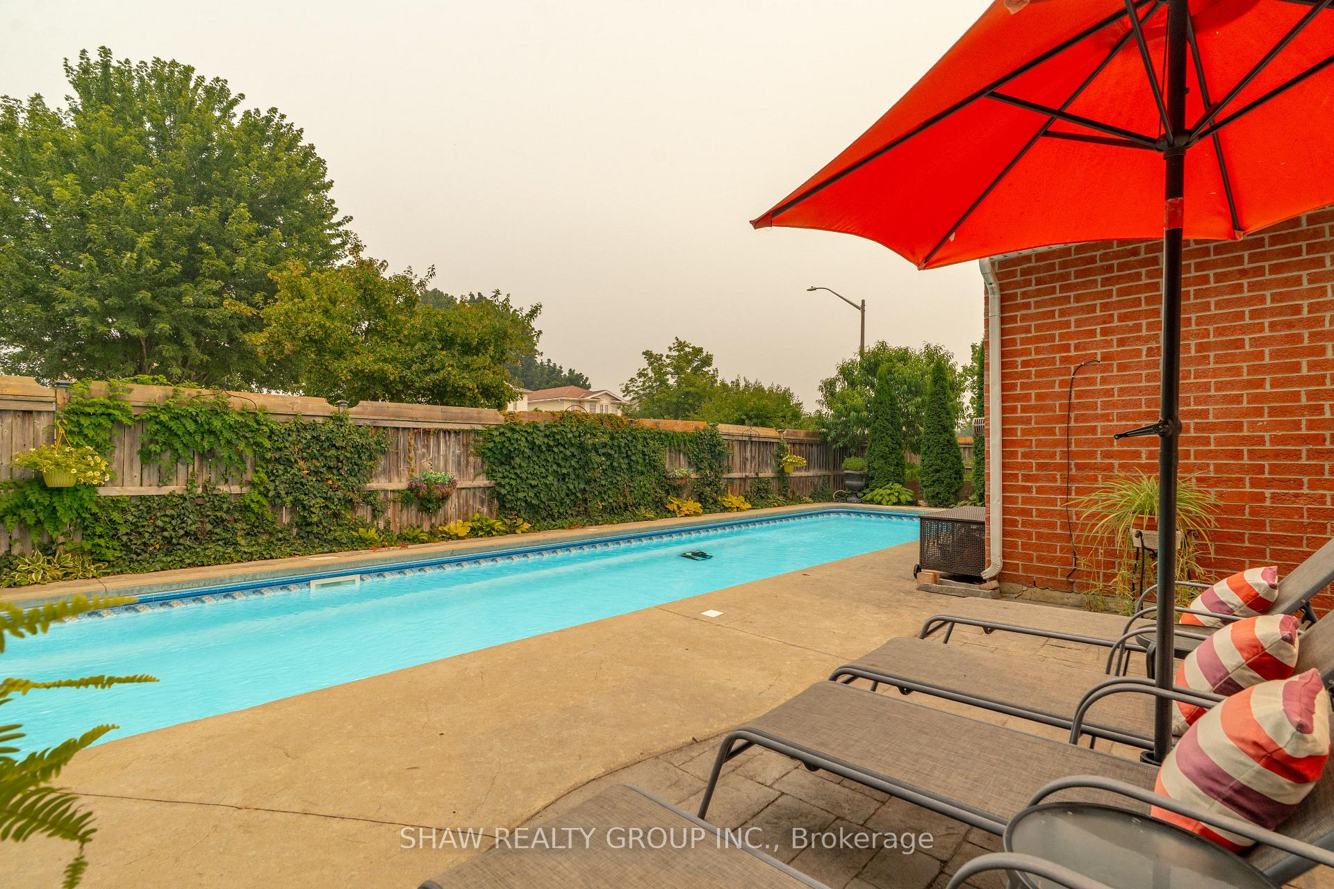 Photo 9 of 79 Beaverbrook Crescent, Cambridge, Little's Corners — HOMEH