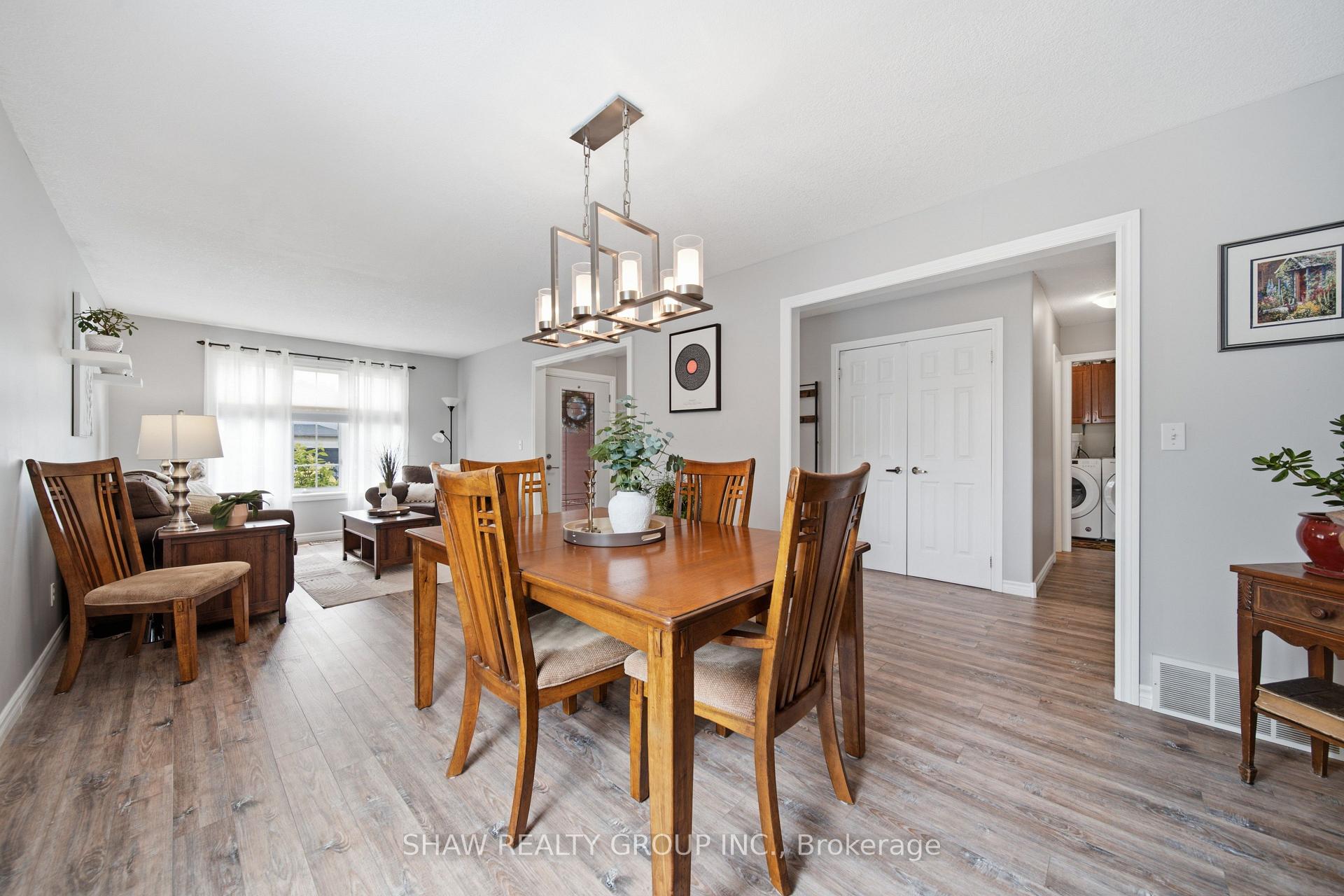 Photo 17 of 79 Beaverbrook Crescent, Cambridge, Little's Corners — HOMEH