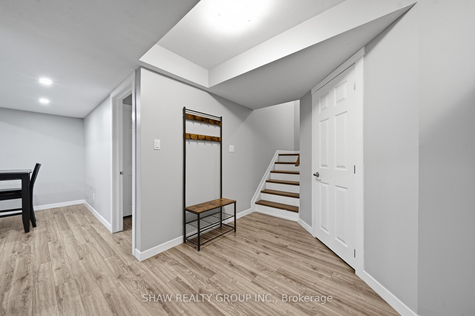 Photo 38 of 79 Beaverbrook Crescent, Cambridge, Little's Corners — HOMEH