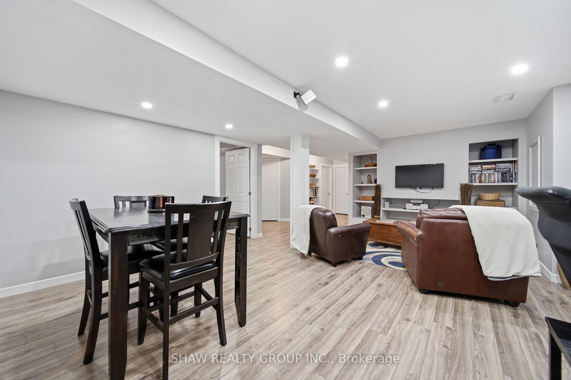 Photo 40 of 79 Beaverbrook Crescent, Cambridge, Little's Corners — HOMEH