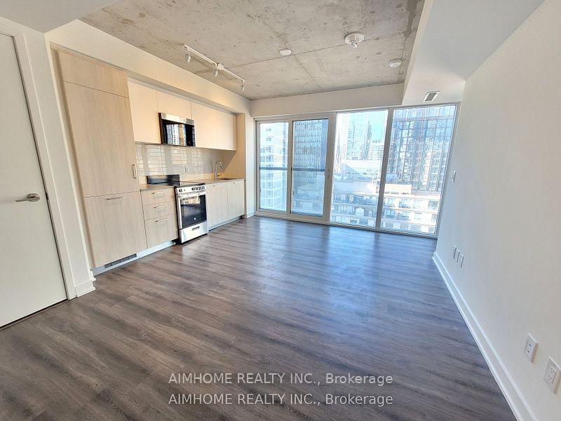 Photo 2 of Unit 1405, 65 Mutual Street, Toronto, Church-Yonge Corridor — HOMEH