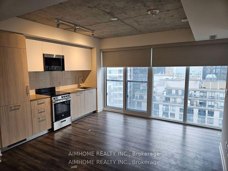 Photo 3 of Unit 1405, 65 Mutual Street, Toronto, Church-Yonge Corridor — HOMEH