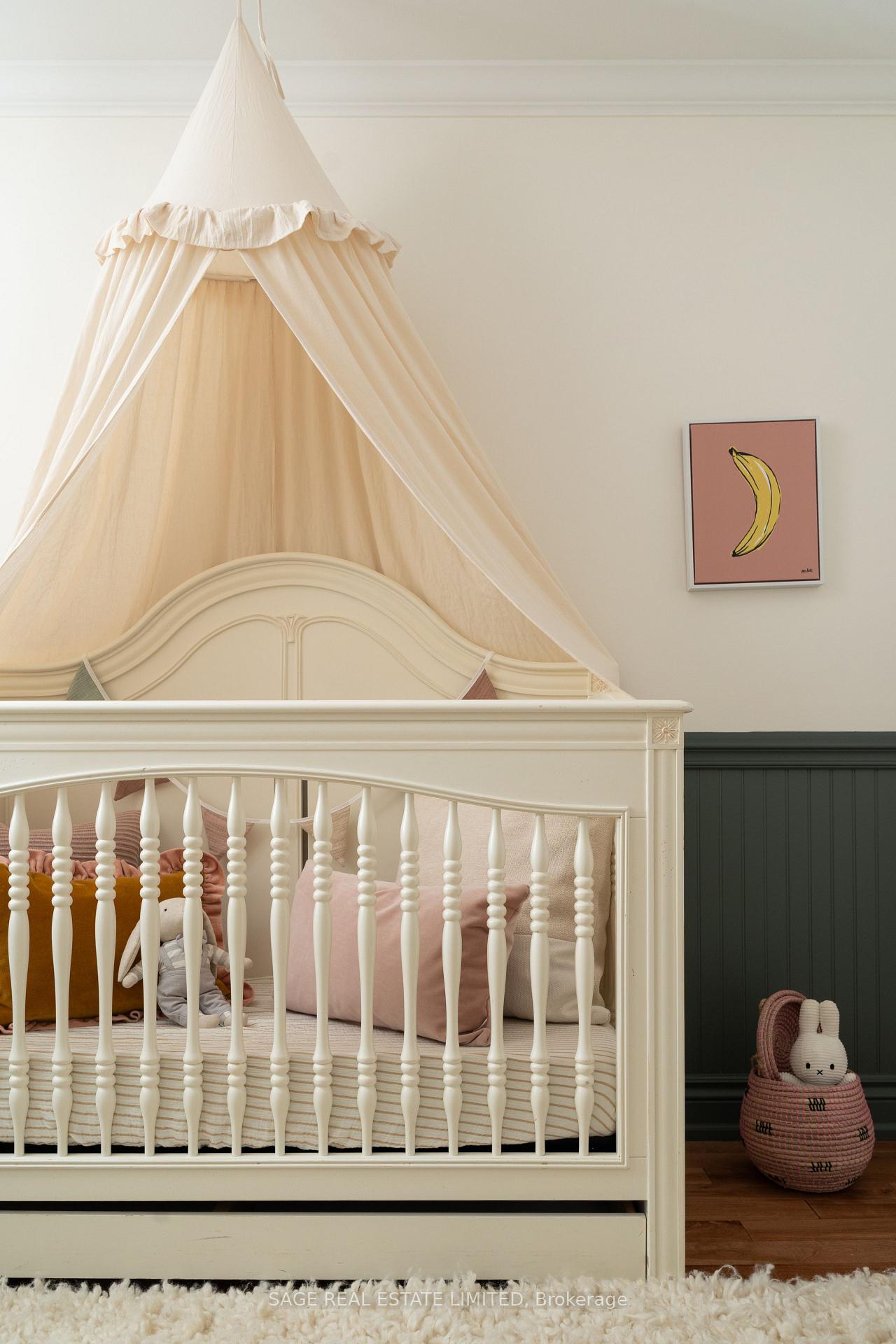 Photo 18 of 505 Caledonia Road, Toronto, Caledonia-Fairbank — HOMEH