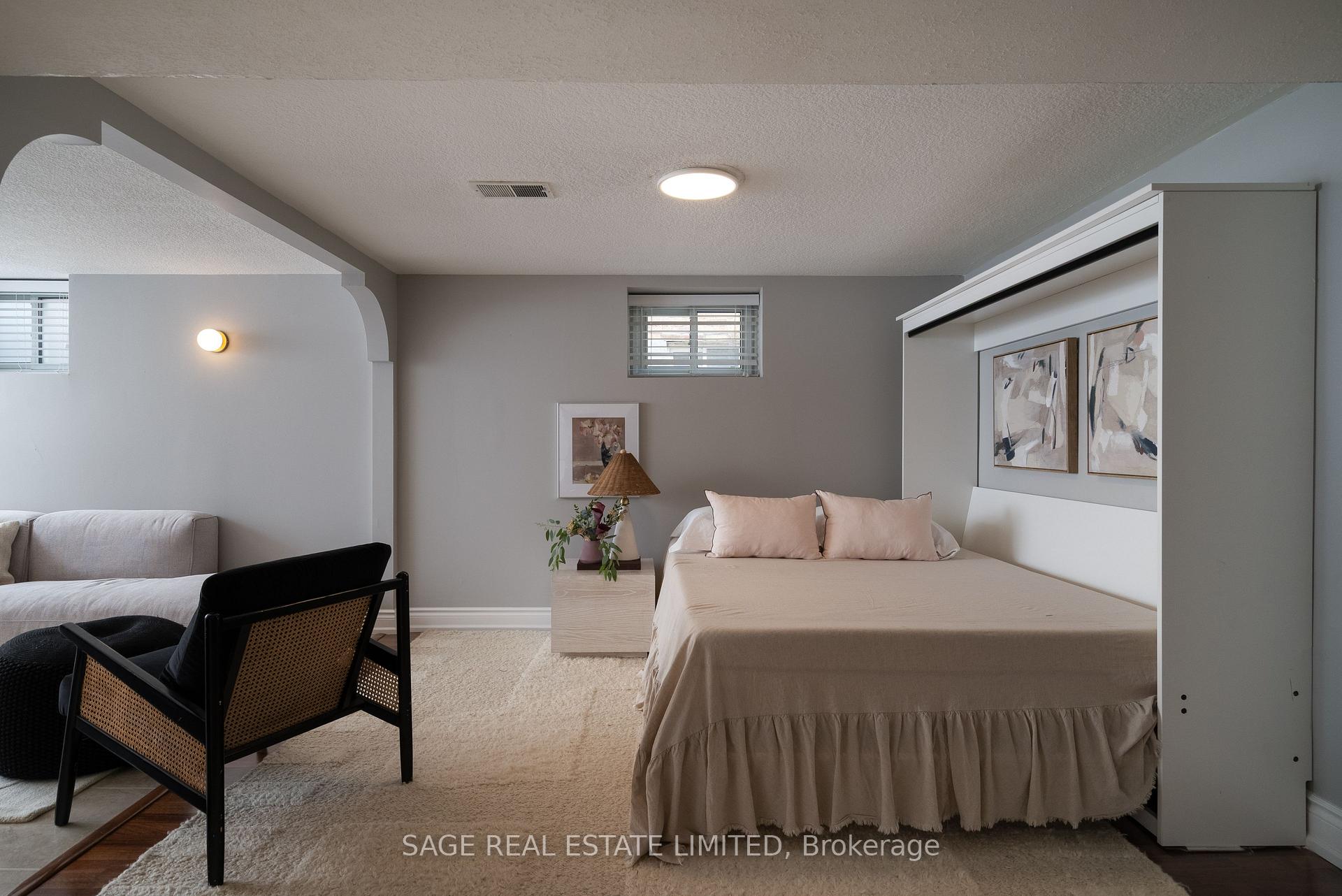 Photo 26 of 505 Caledonia Road, Toronto, Caledonia-Fairbank — HOMEH