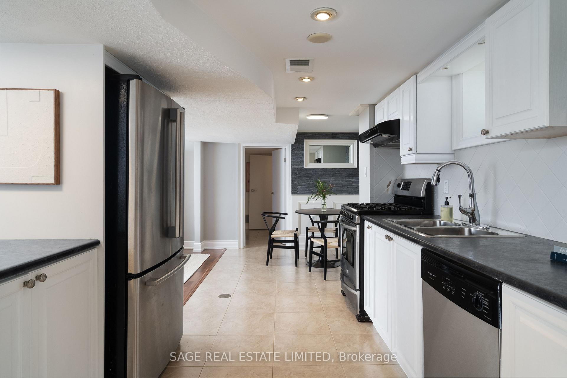 Photo 27 of 505 Caledonia Road, Toronto, Caledonia-Fairbank — HOMEH