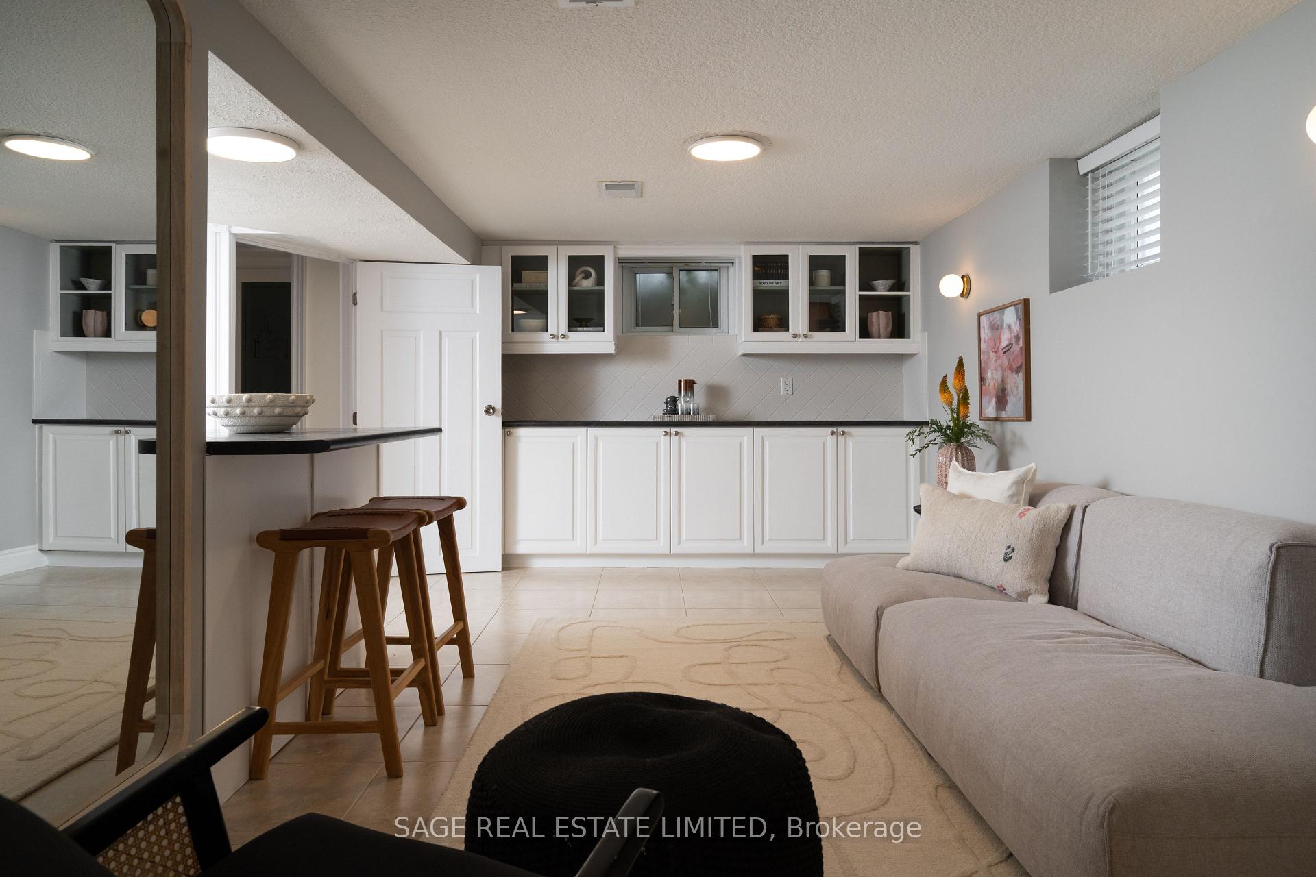 Photo 29 of 505 Caledonia Road, Toronto, Caledonia-Fairbank — HOMEH