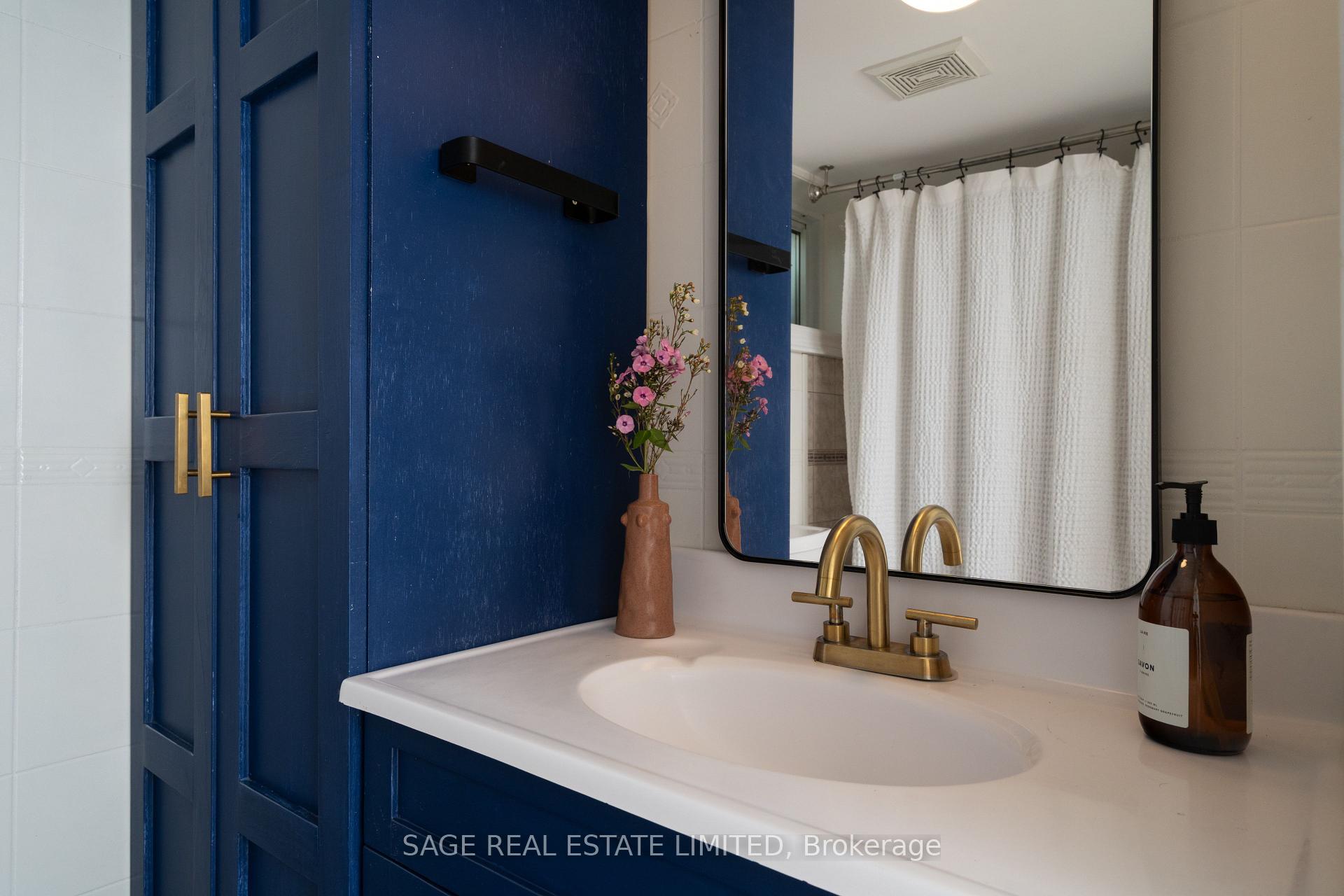 Photo 32 of 505 Caledonia Road, Toronto, Caledonia-Fairbank — HOMEH