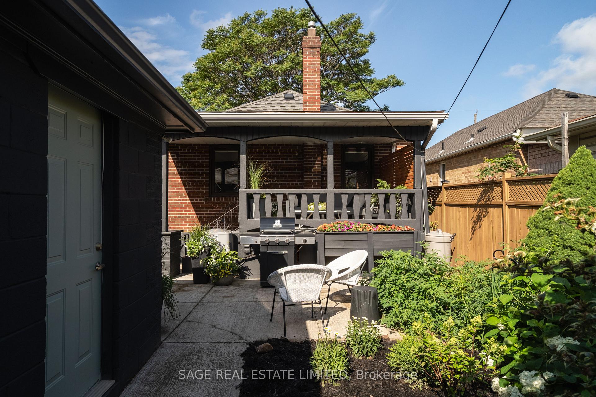 Photo 33 of 505 Caledonia Road, Toronto, Caledonia-Fairbank — HOMEH