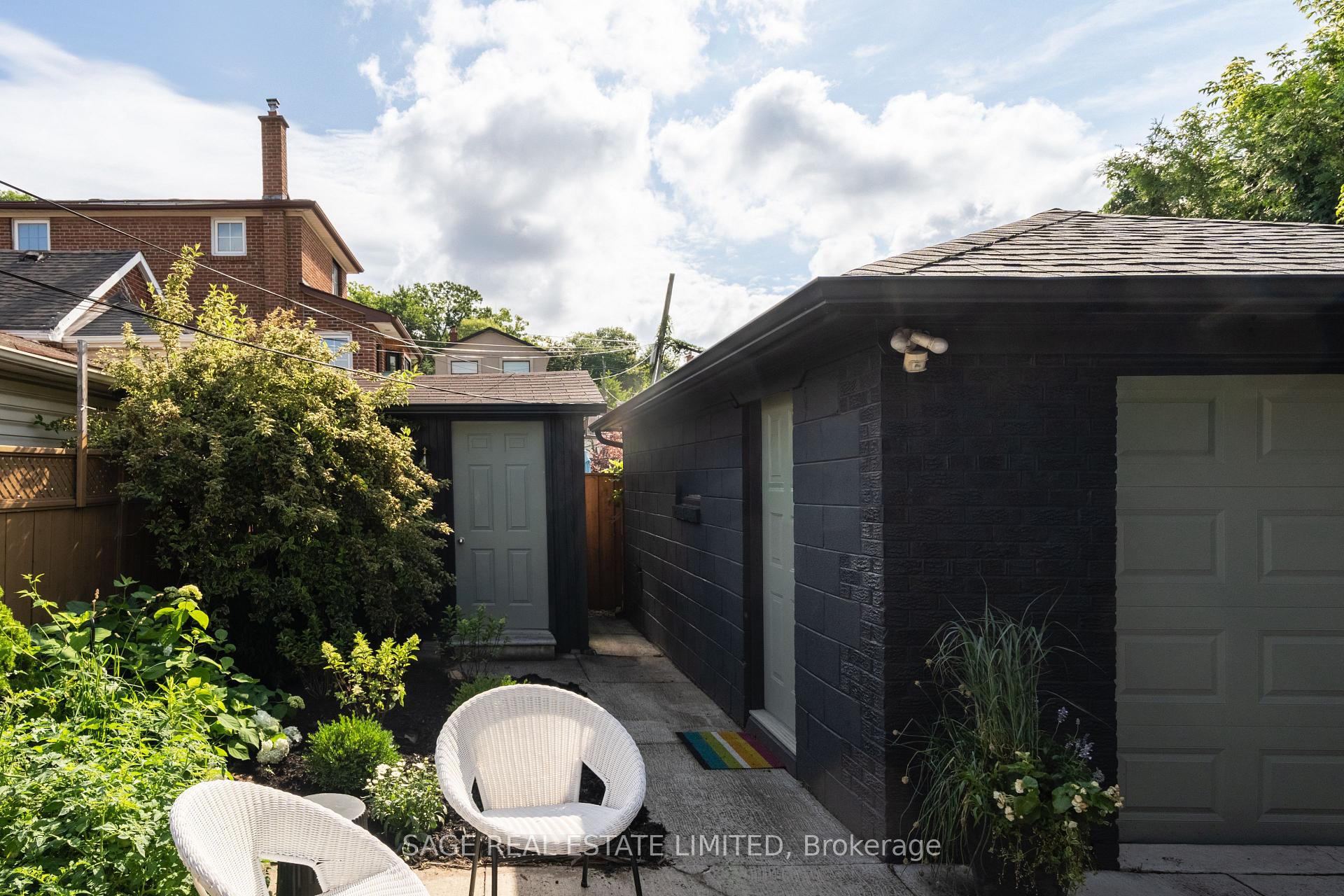 Photo 37 of 505 Caledonia Road, Toronto, Caledonia-Fairbank — HOMEH
