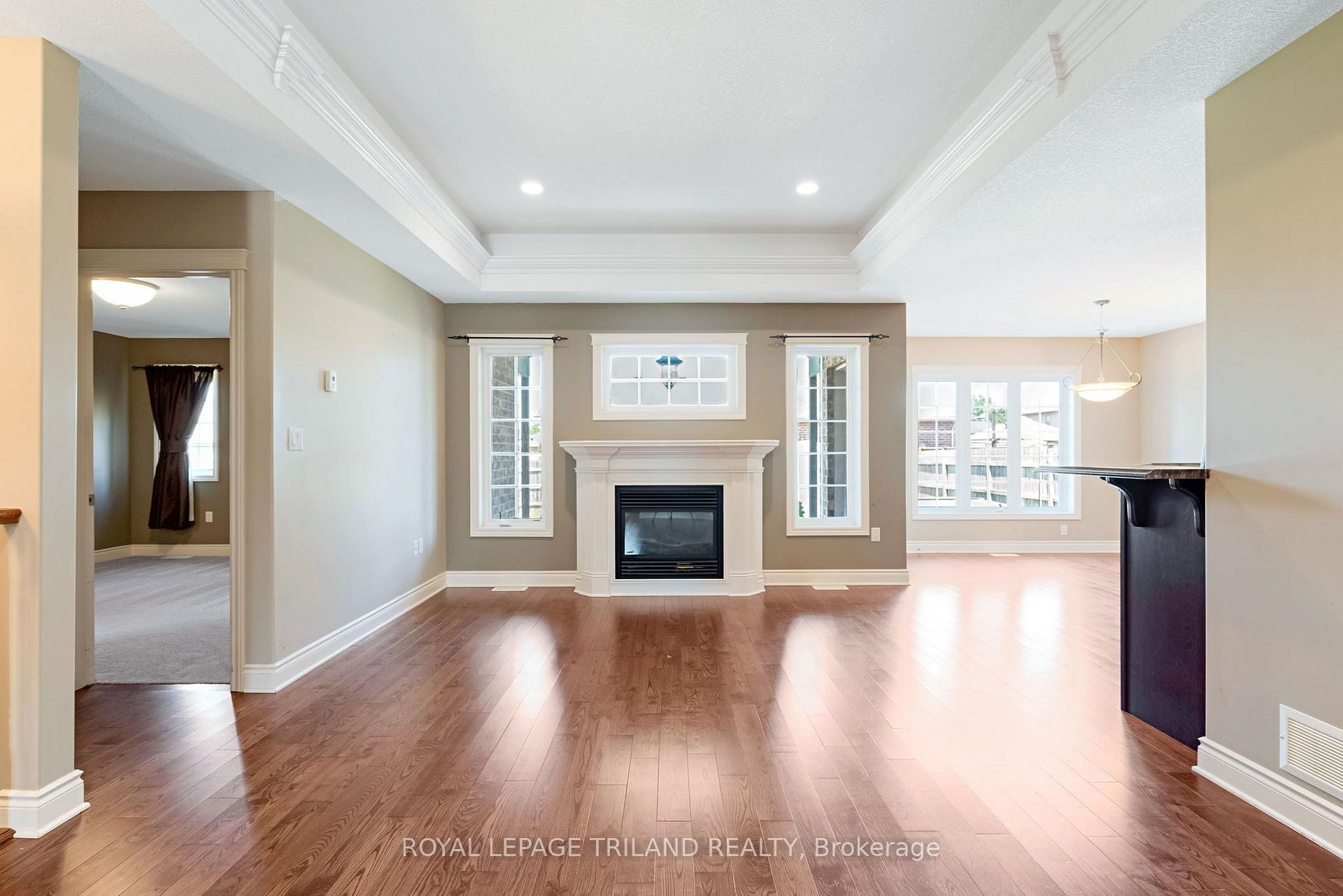 Photo 8 of 35 Cassie Crescent, Strathroy-Caradoc, NE — HOMEH